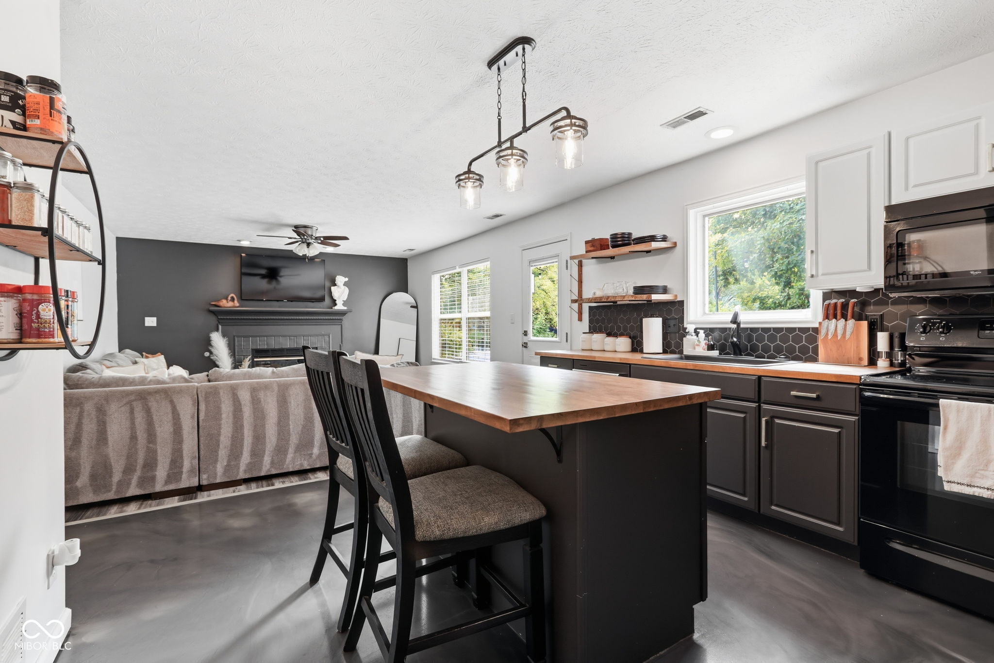 11370 Wilderness Trail