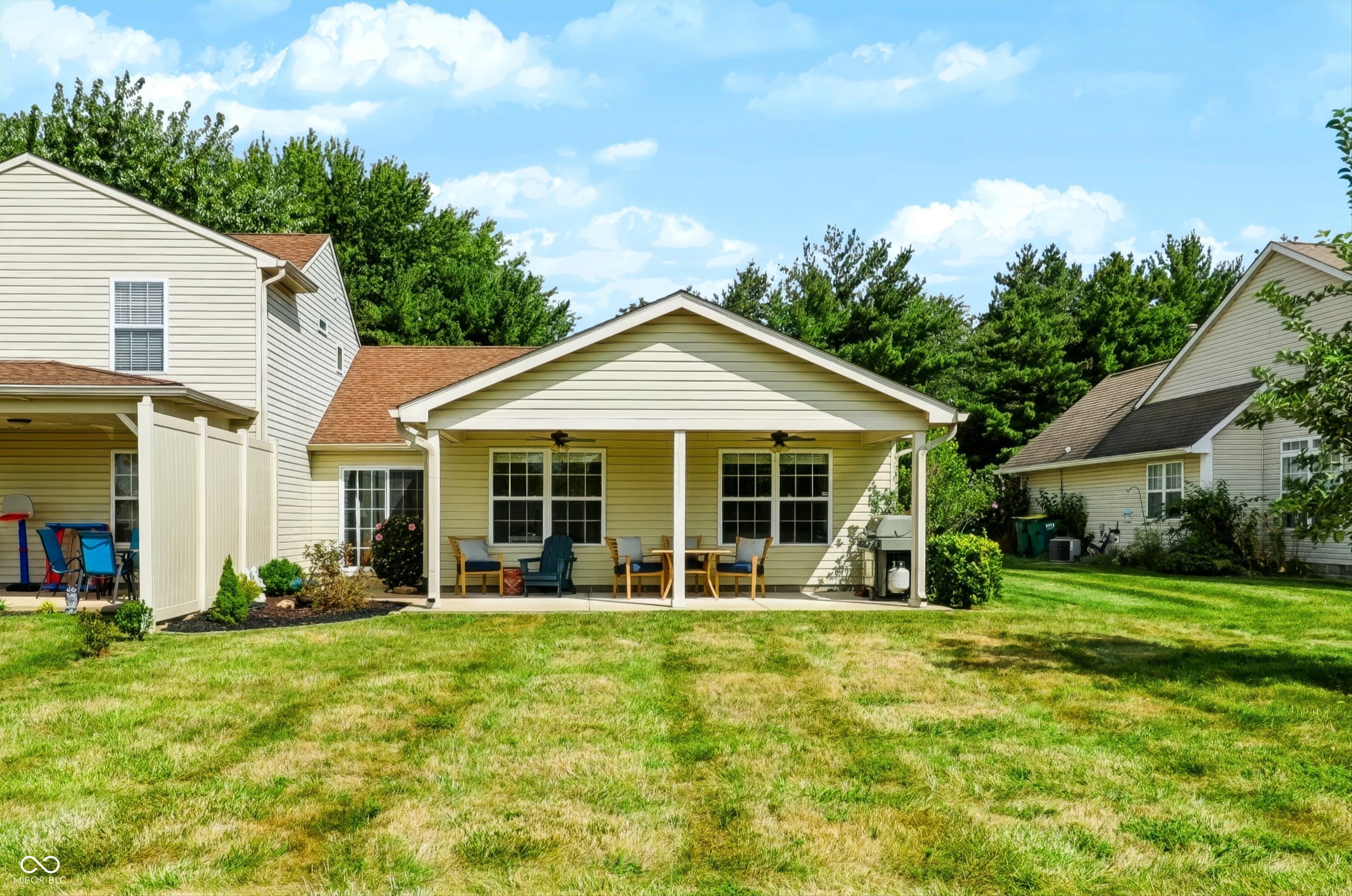 2053 Acorn Boulevard