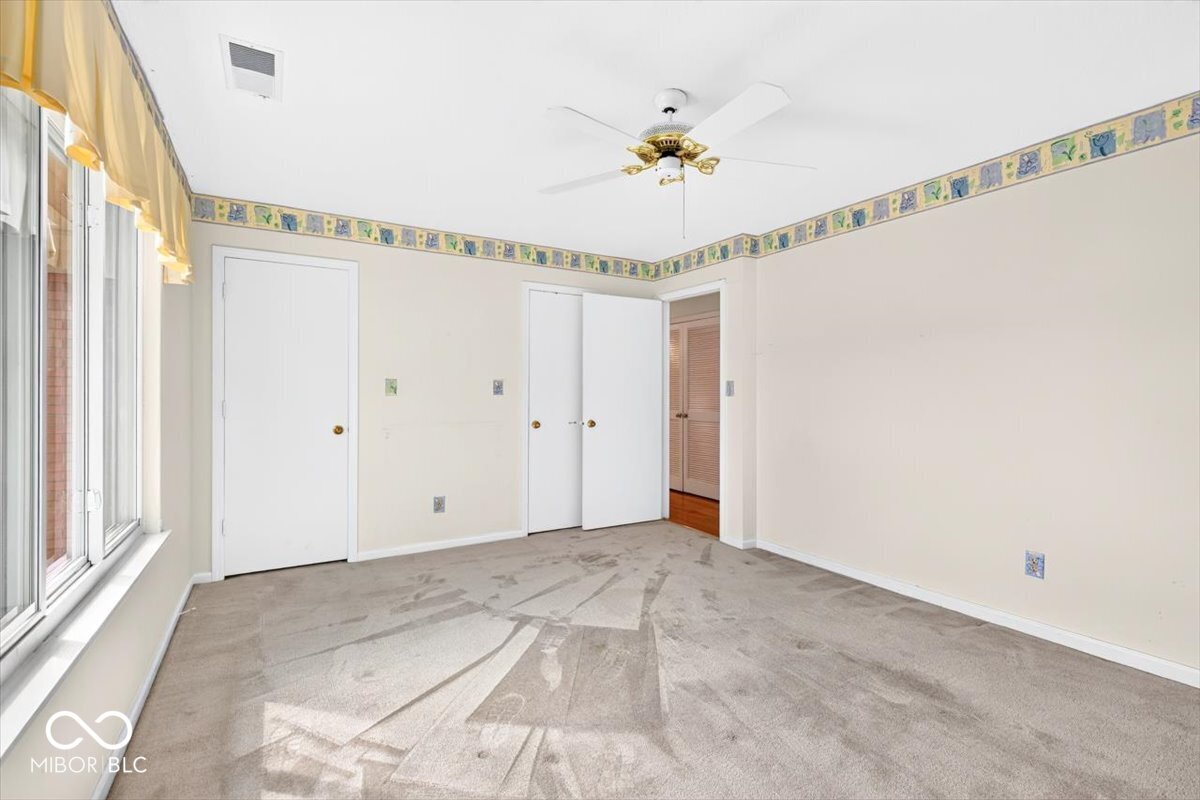 528 E Hunters Drive Unit: D