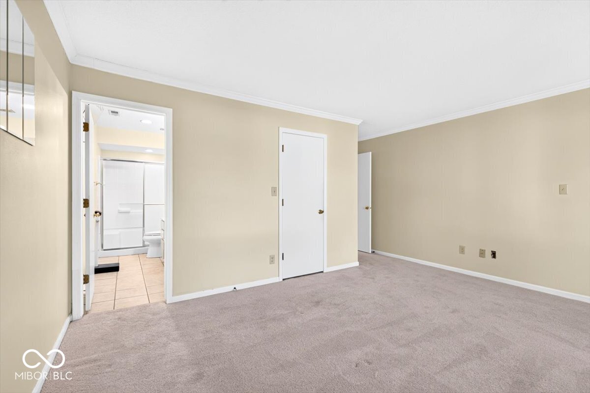528 E Hunters Drive Unit: D