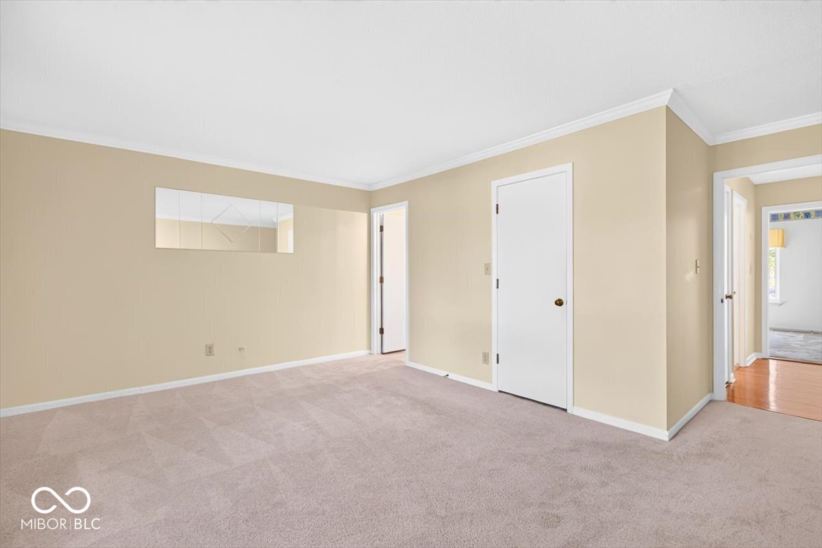528 E Hunters Drive Unit: D