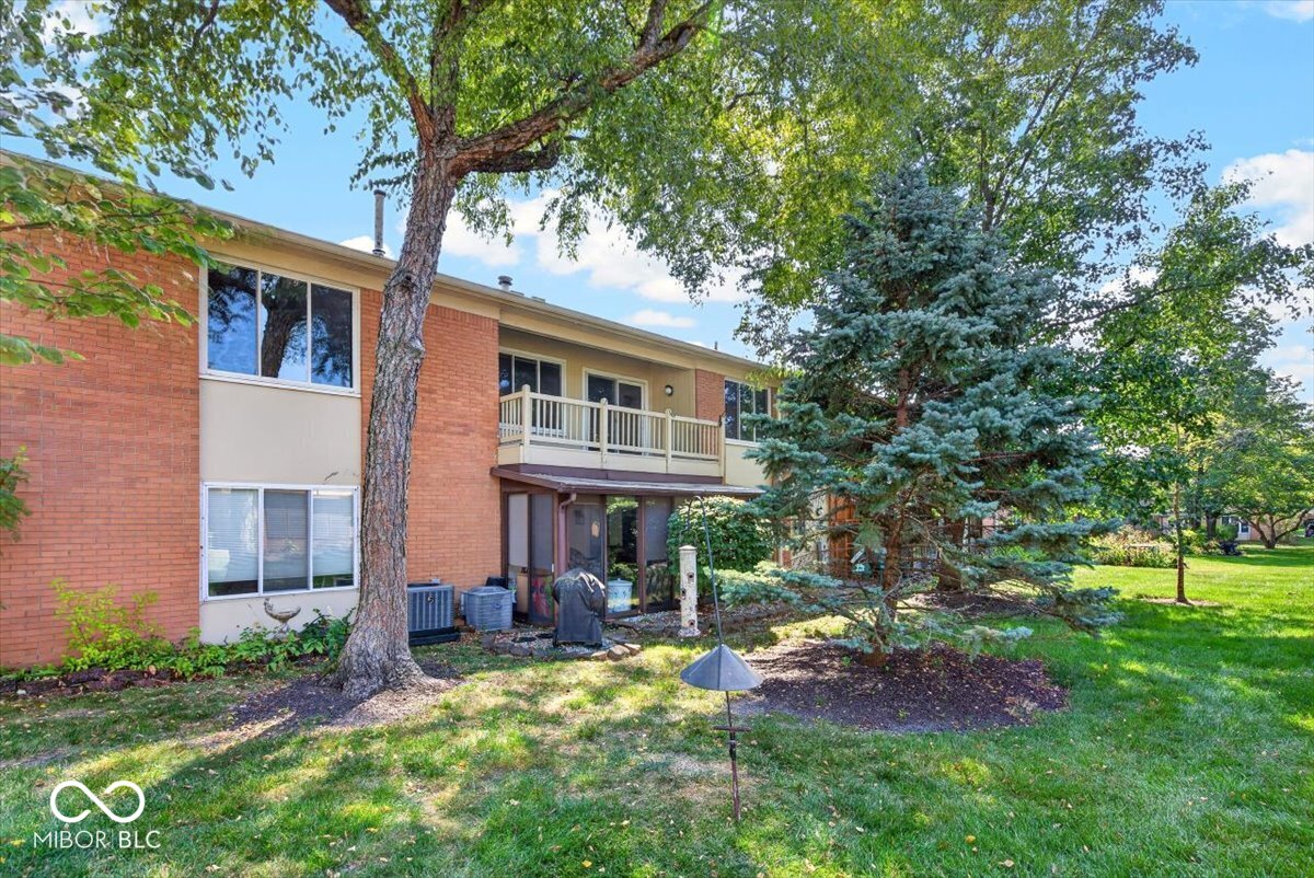 528 E Hunters Drive Unit: D