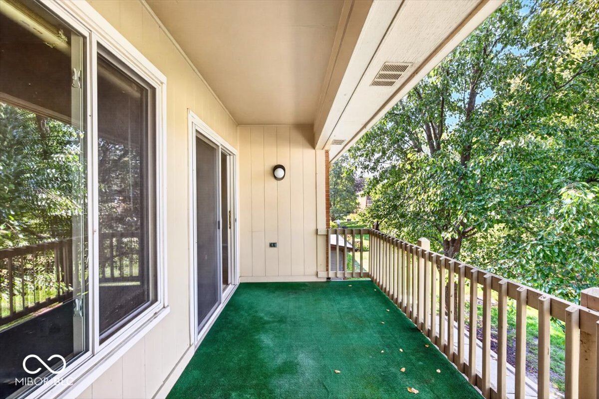 528 E Hunters Drive Unit: D