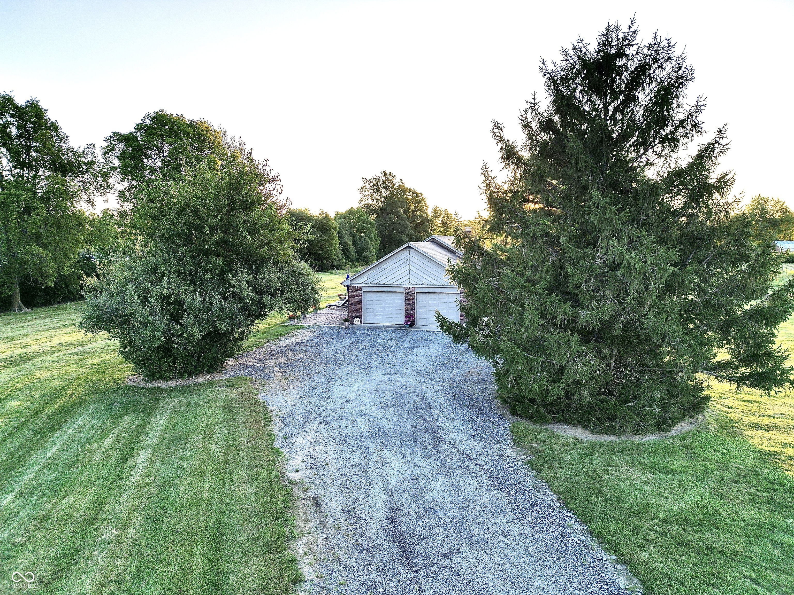 15952 Southeastern Parkway