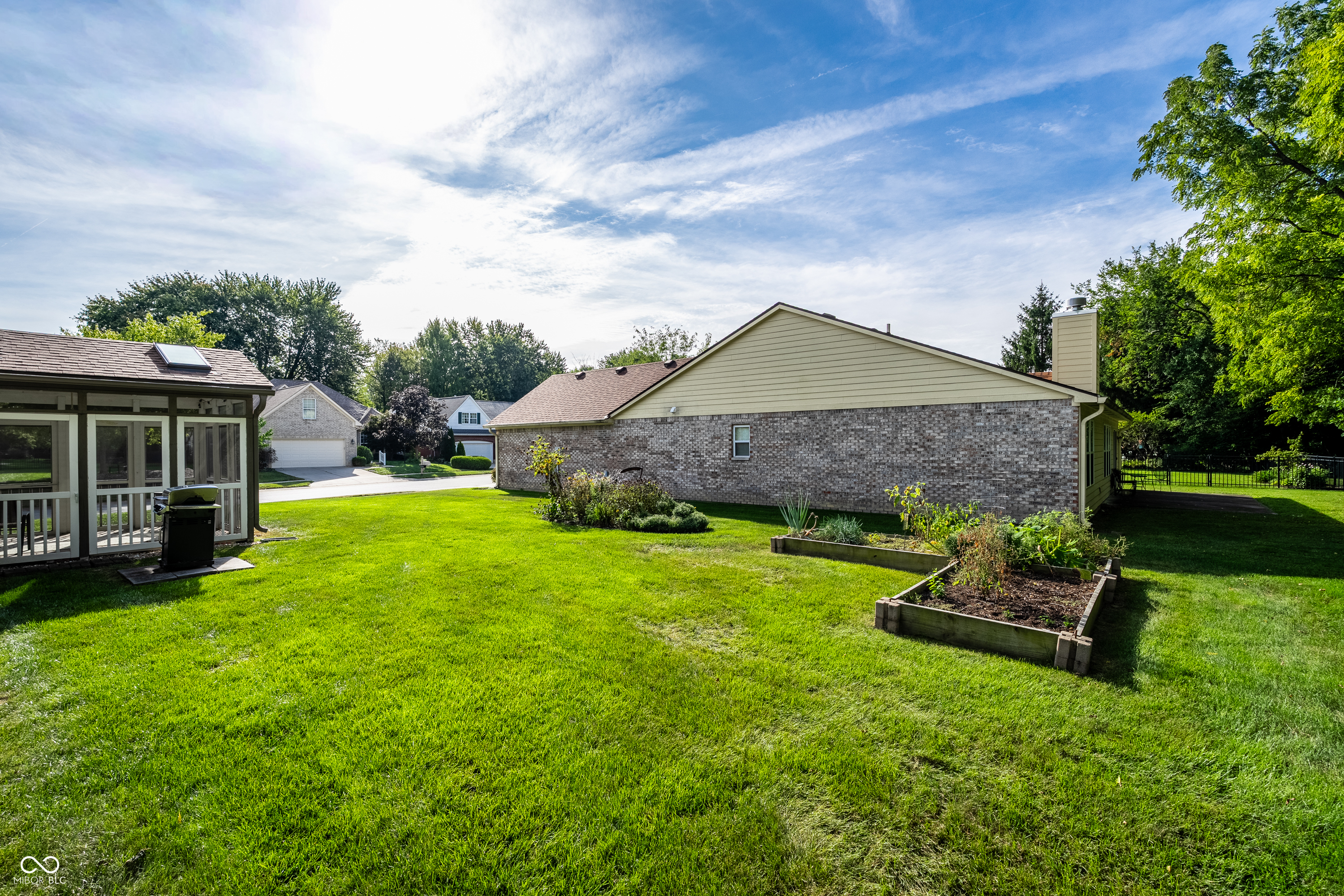 1525 Quail Glen