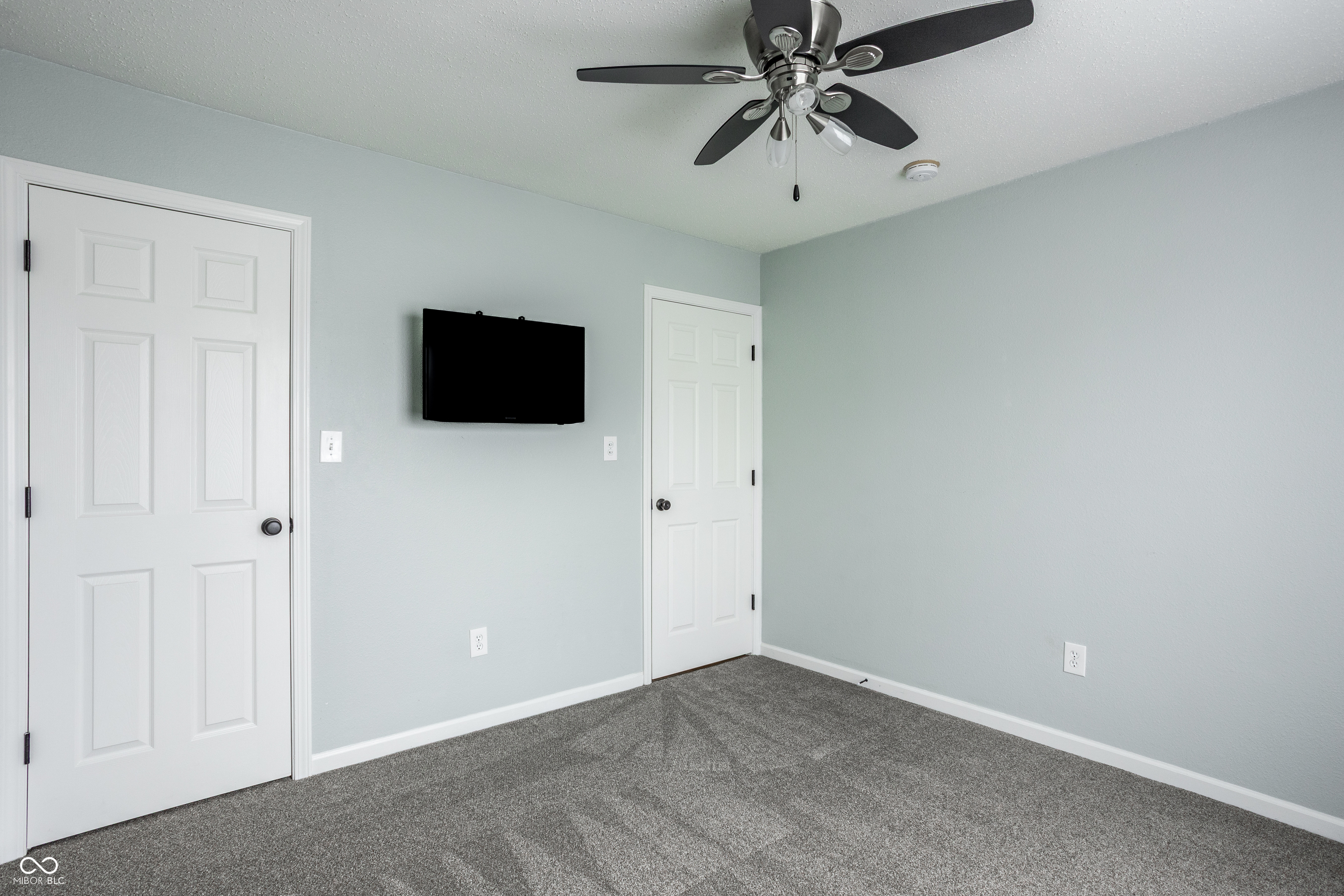 6115 Green Glade Drive