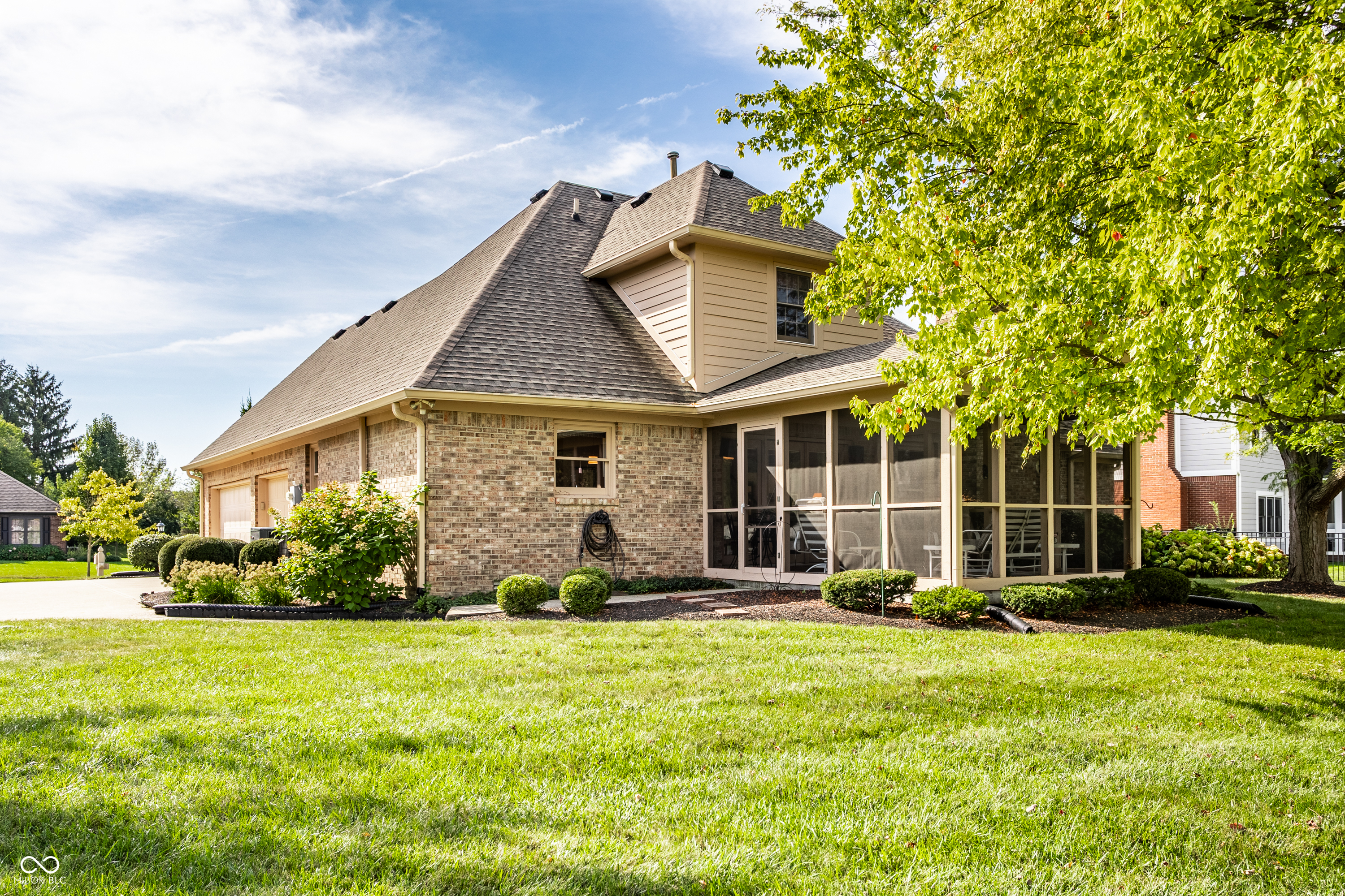 10415 Woods Edge Drive