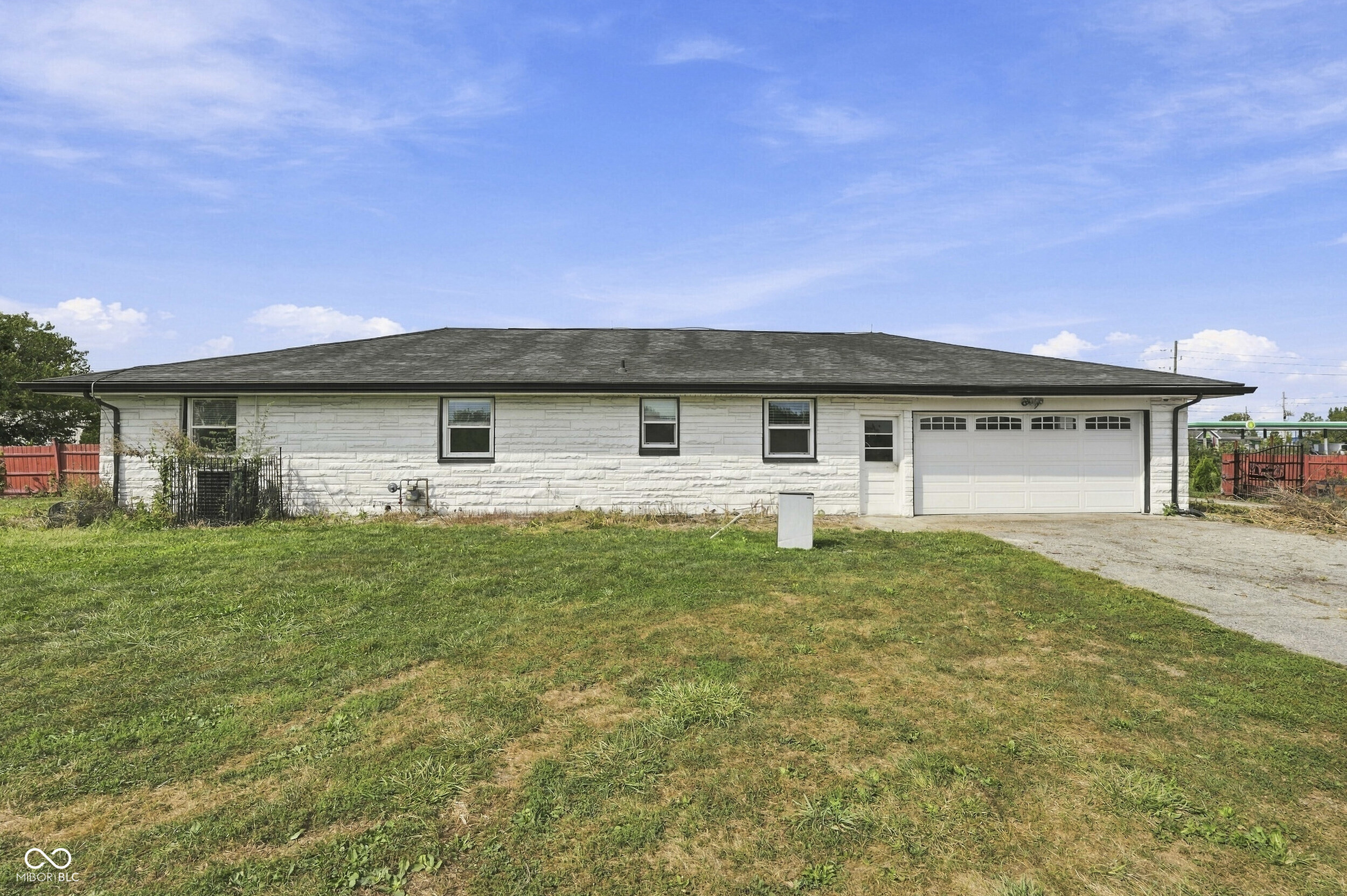 2915 N Mitthoefer Road