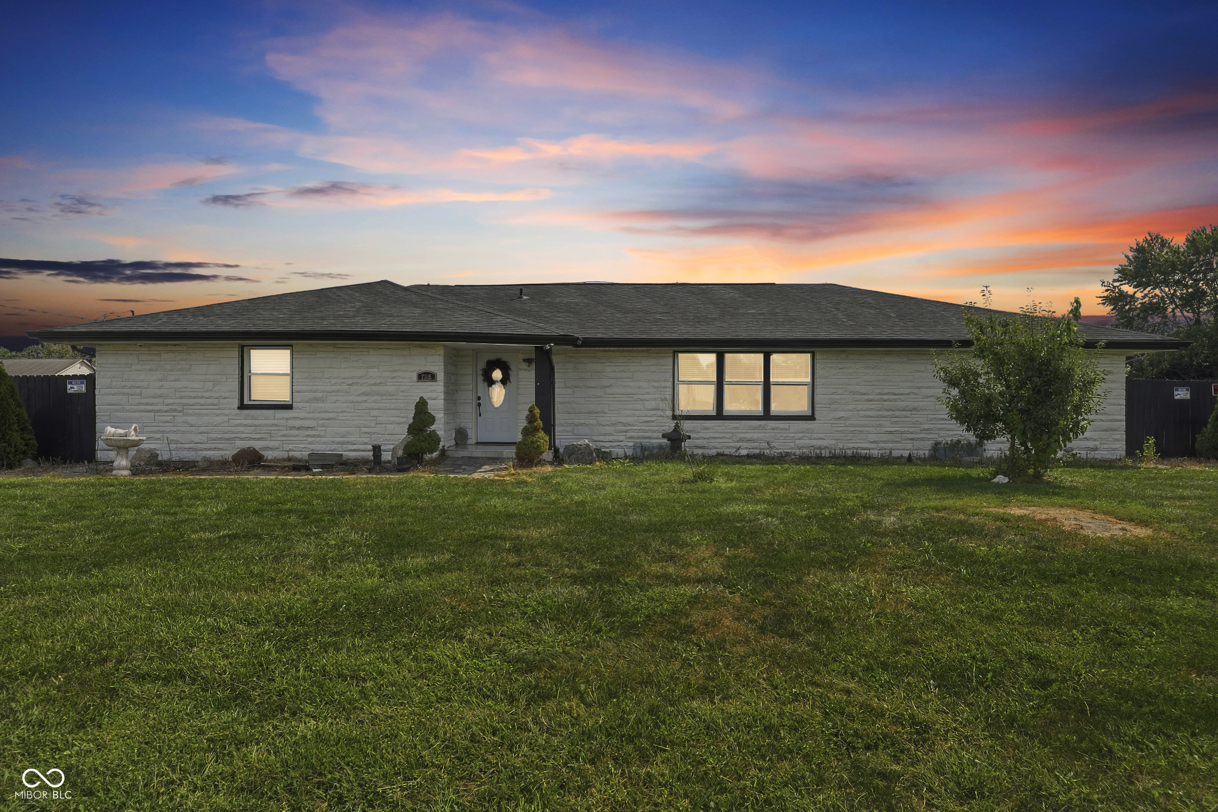 2915 N Mitthoefer Road