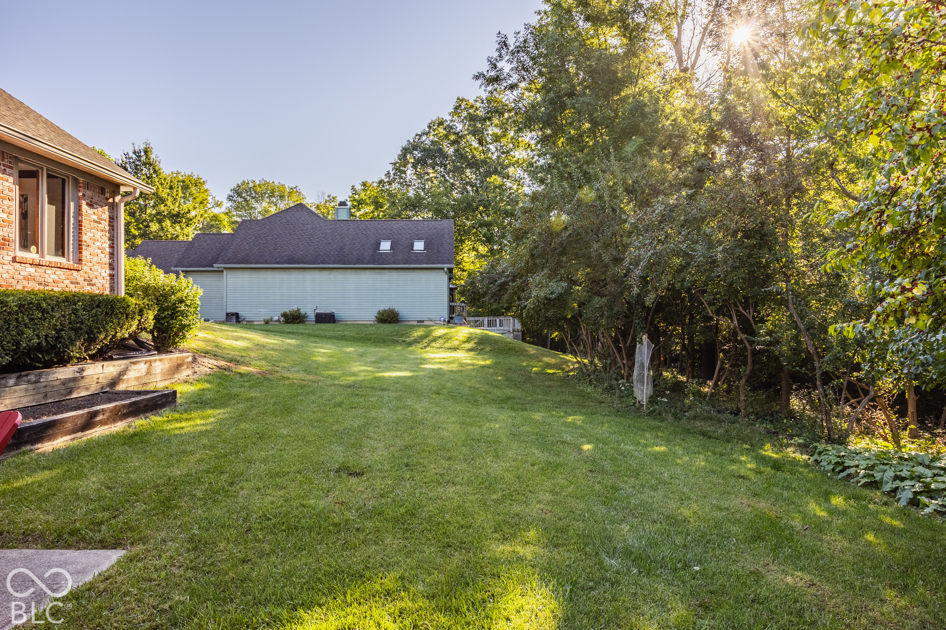9037 Pinecreek Way