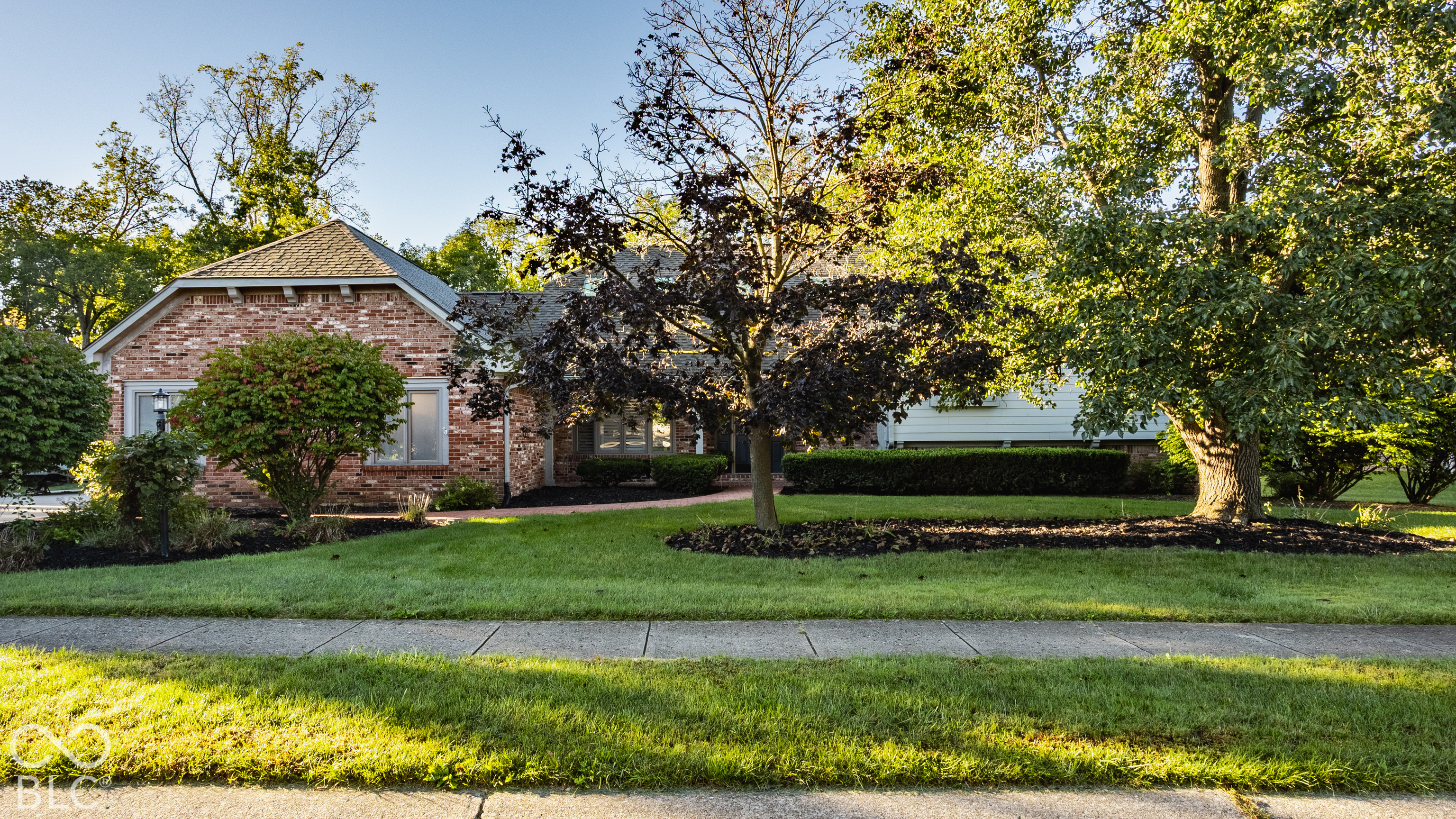 9037 Pinecreek Way