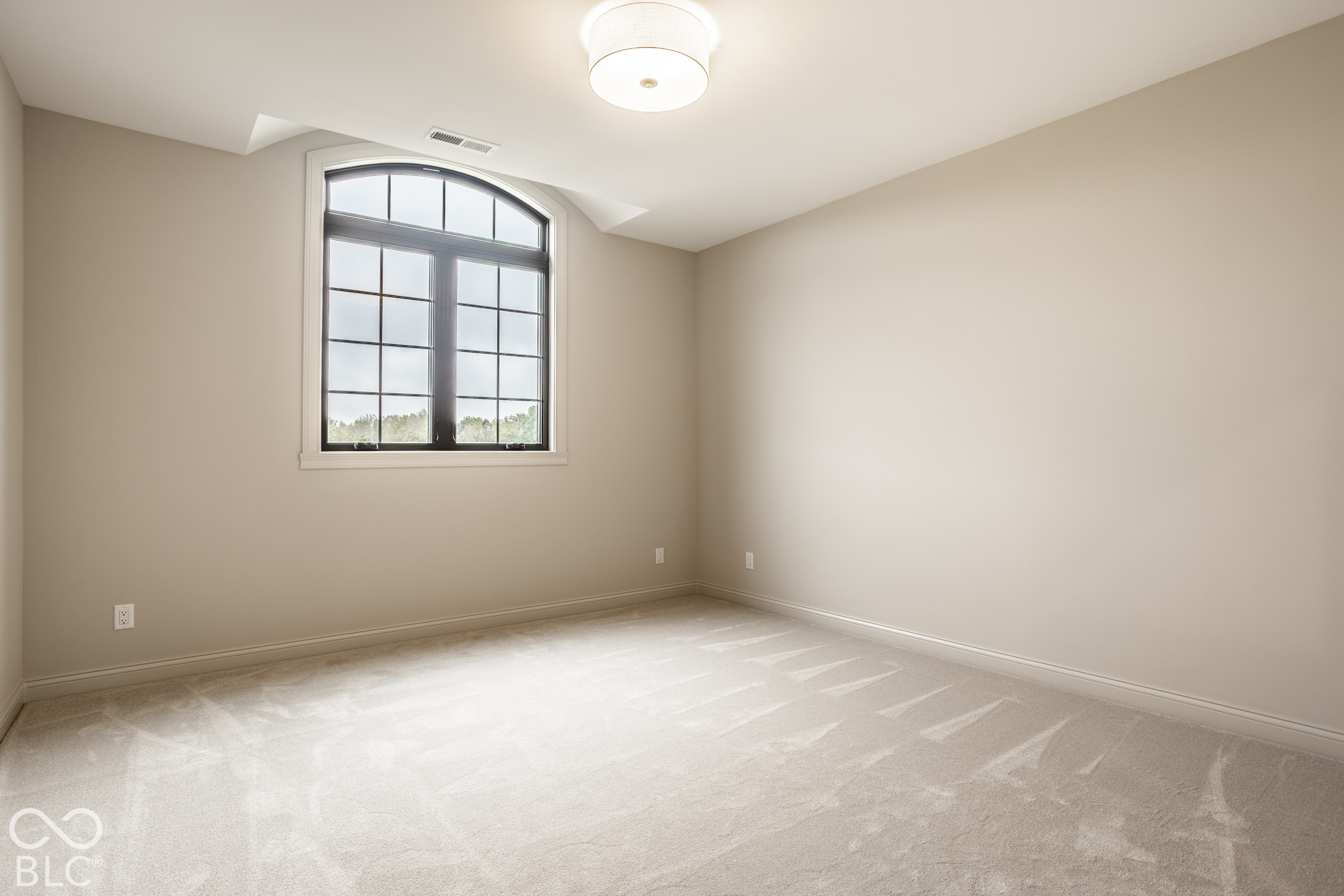 15721 Vantage Court