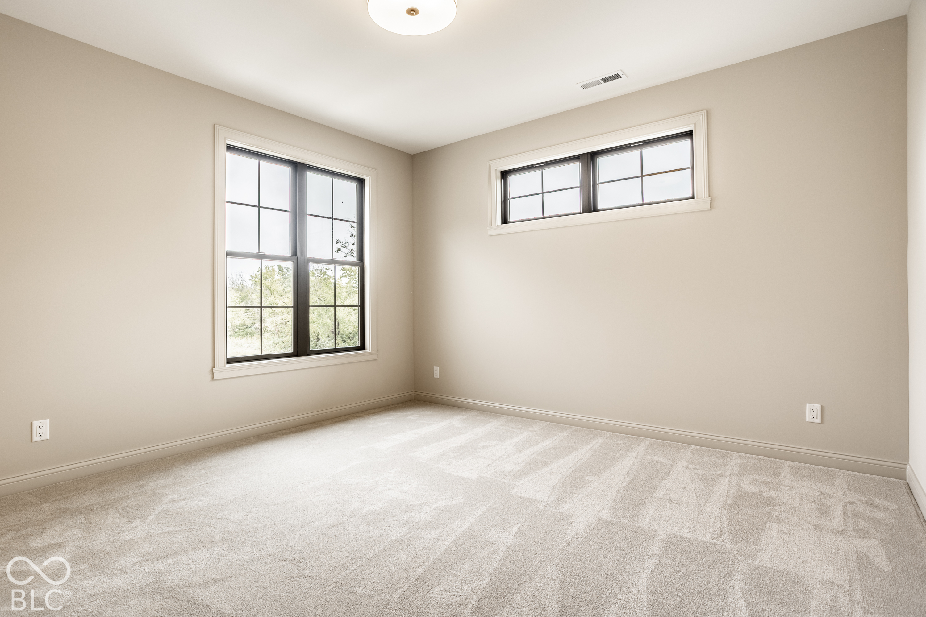 15721 Vantage Court