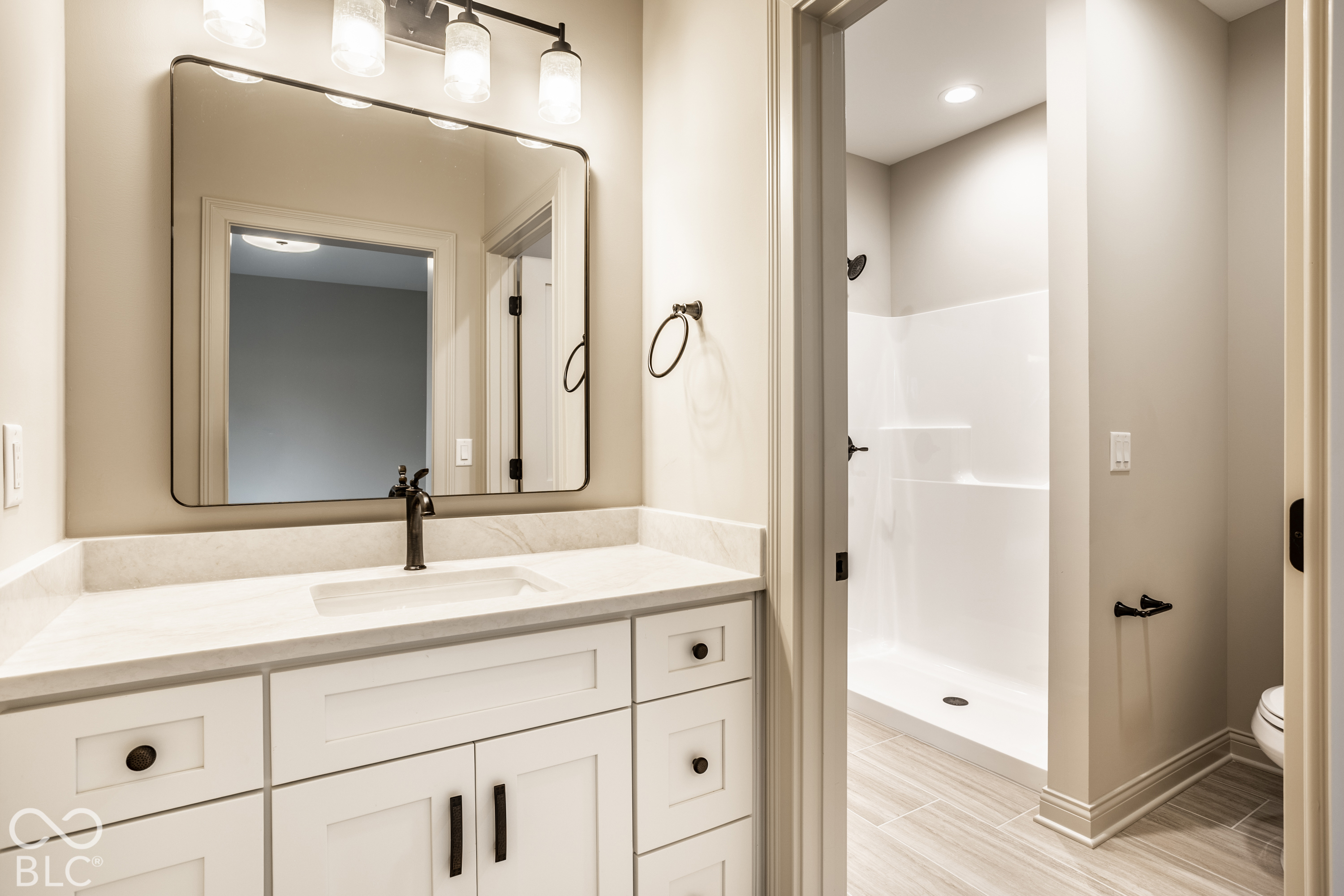 15721 Vantage Court