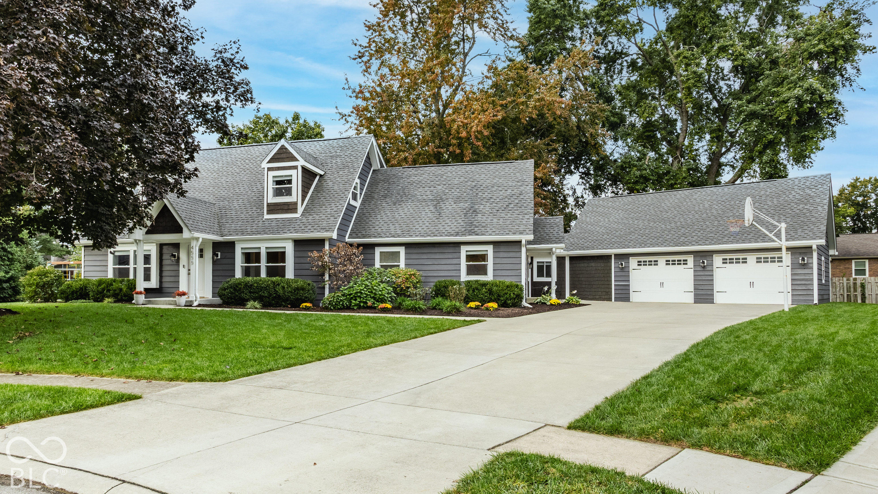 4555 Buckingham Court