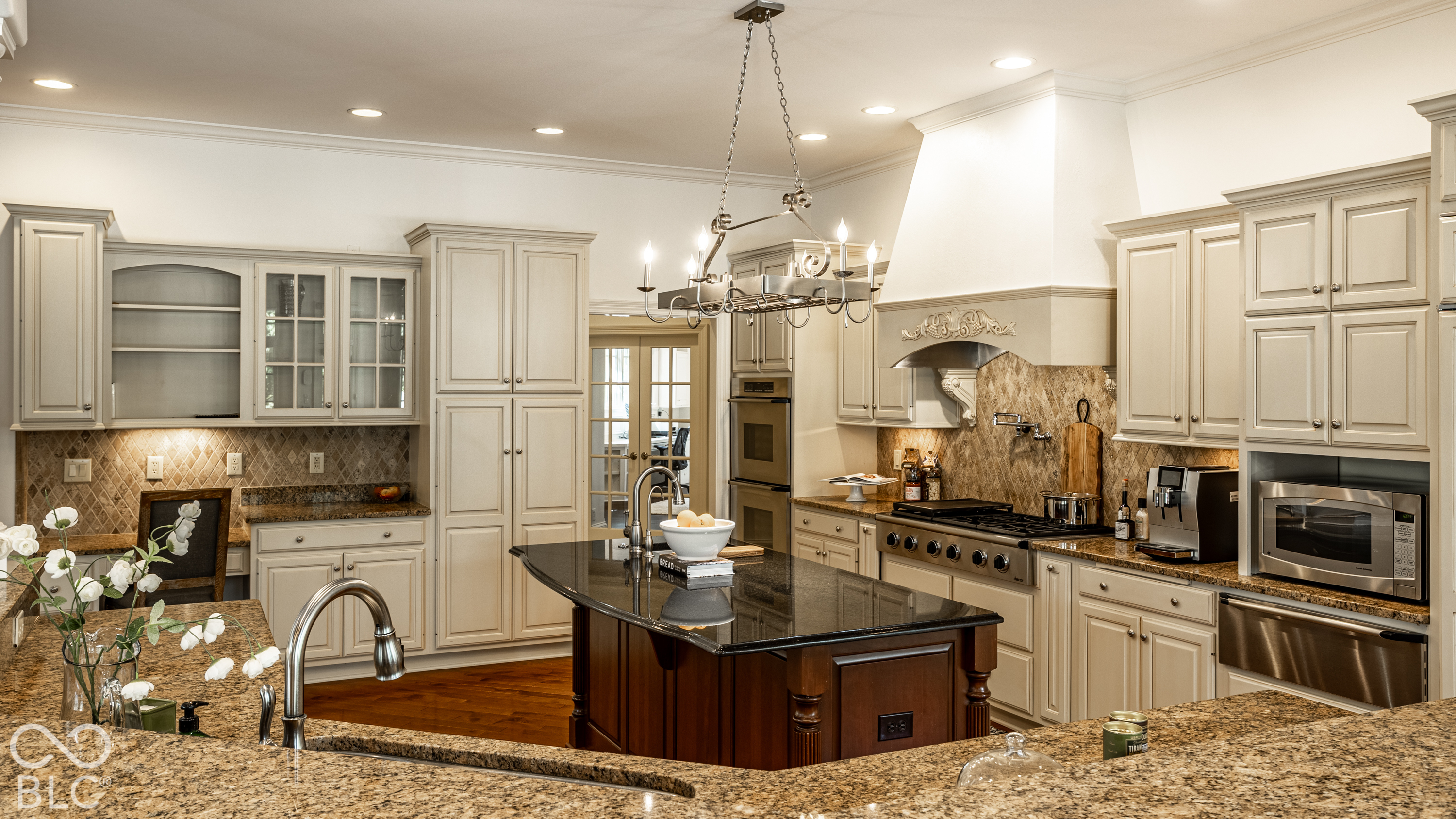 3404 Walnut Creek Court