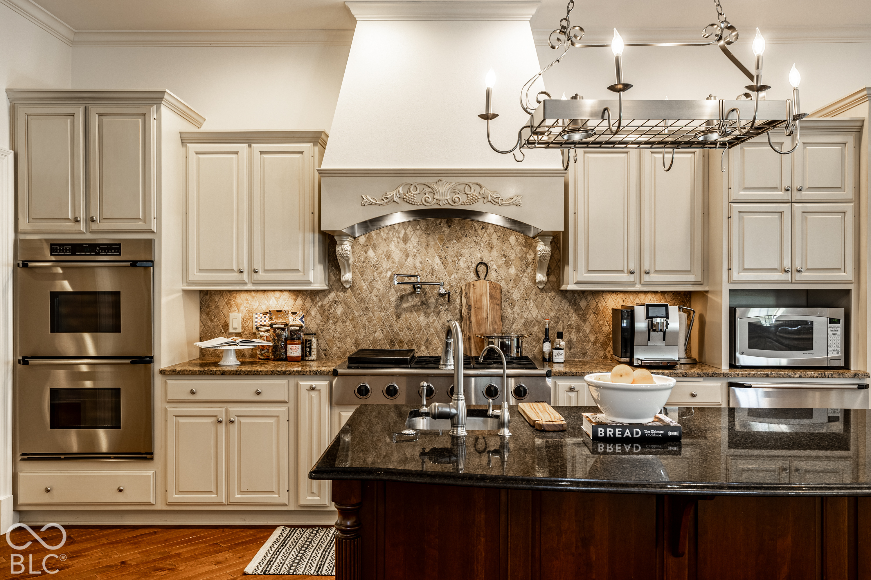 3404 Walnut Creek Court