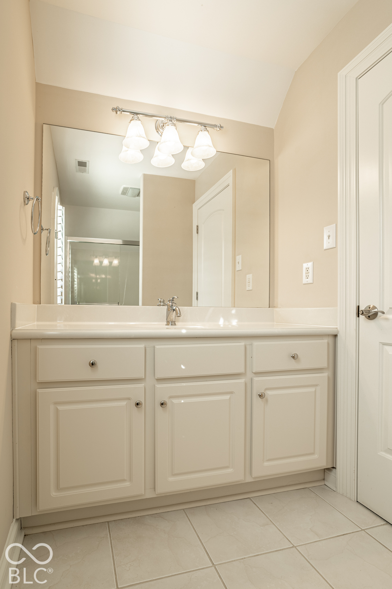 3404 Walnut Creek Court