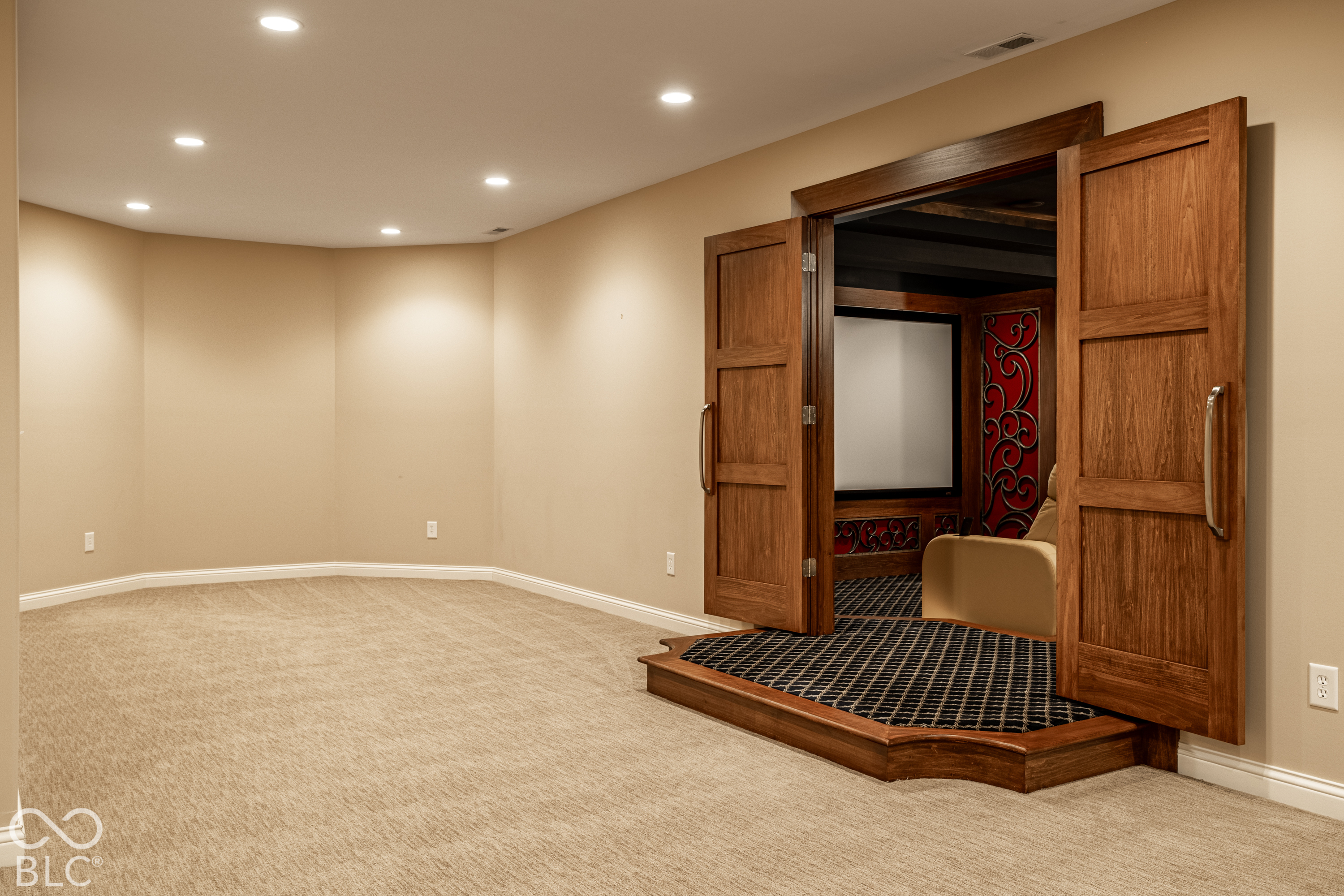 3404 Walnut Creek Court
