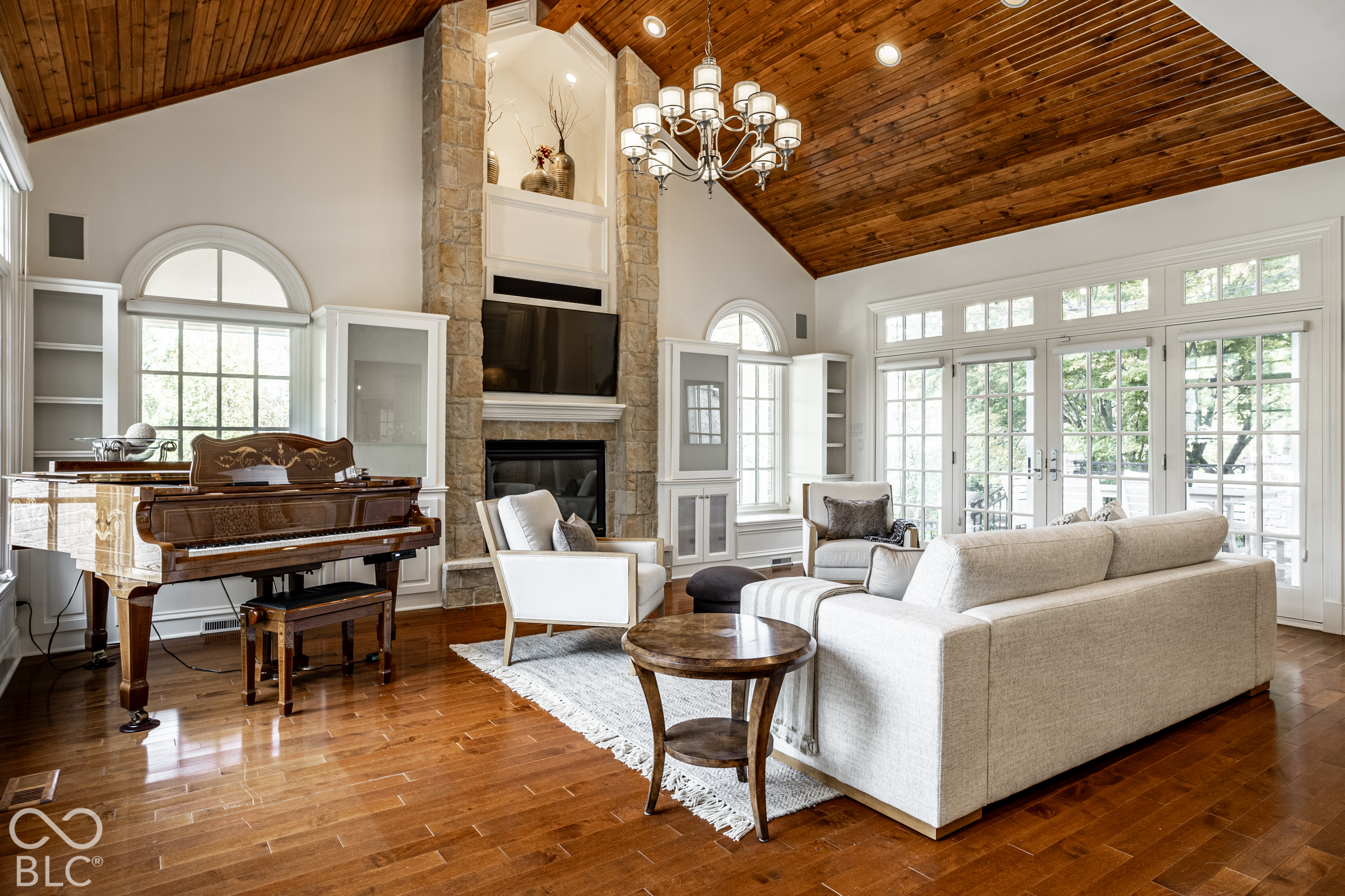 3404 Walnut Creek Court