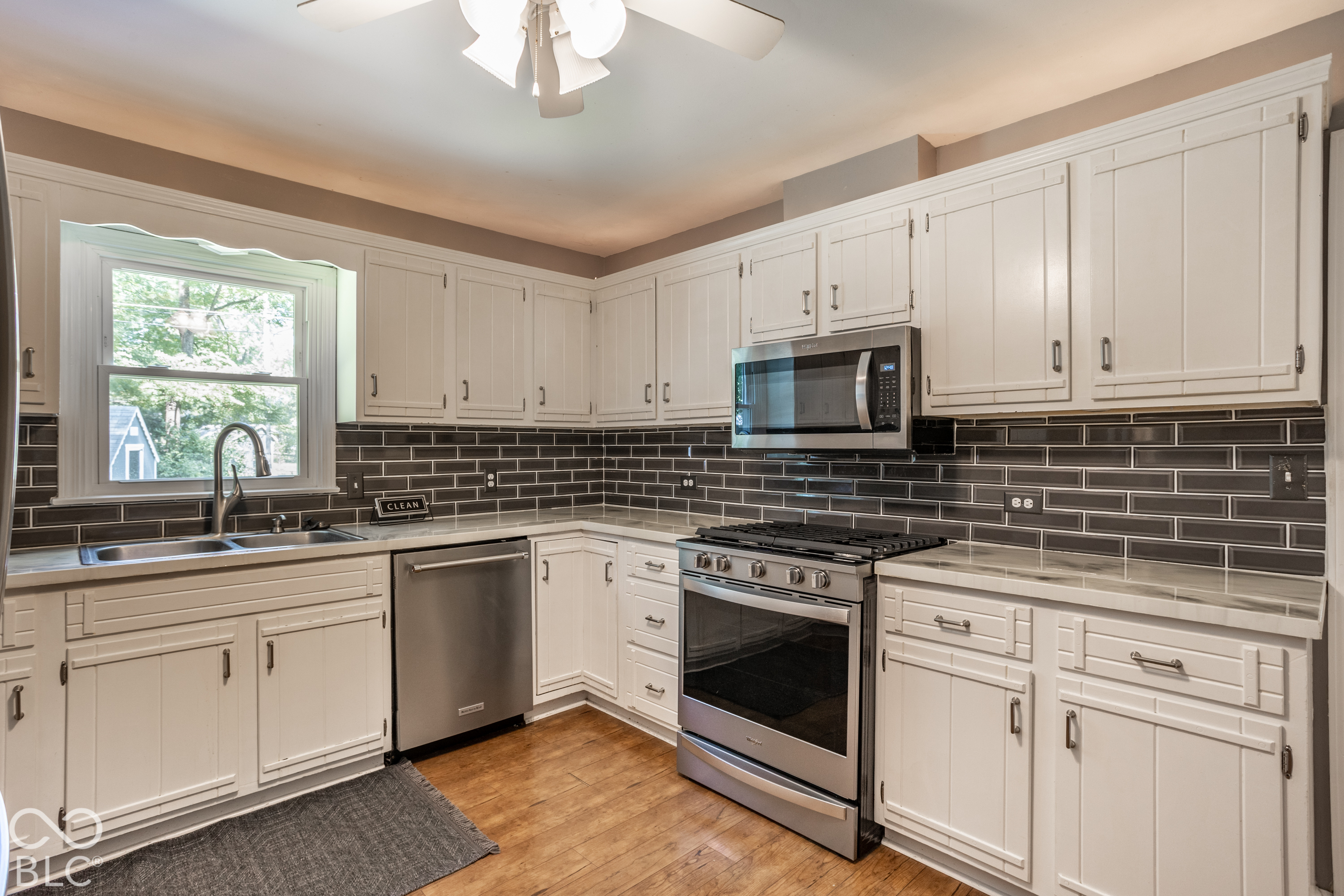 932 Marwood Trail North Drive