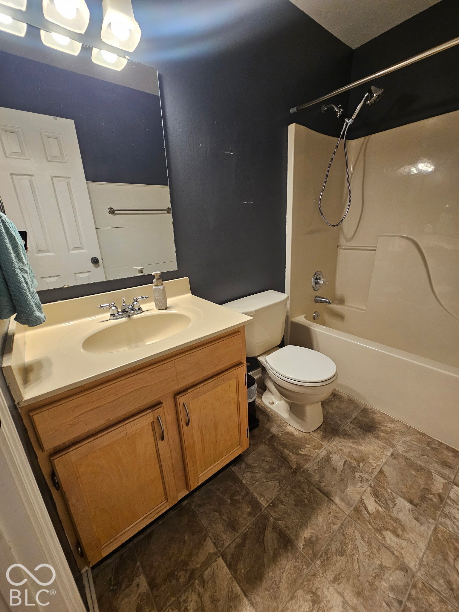1052 Halifax Lane