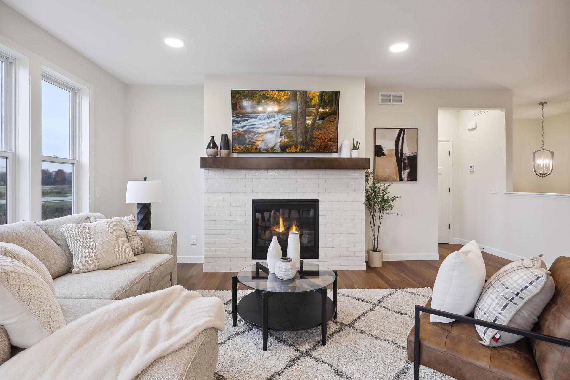 17941 Gresford Lane