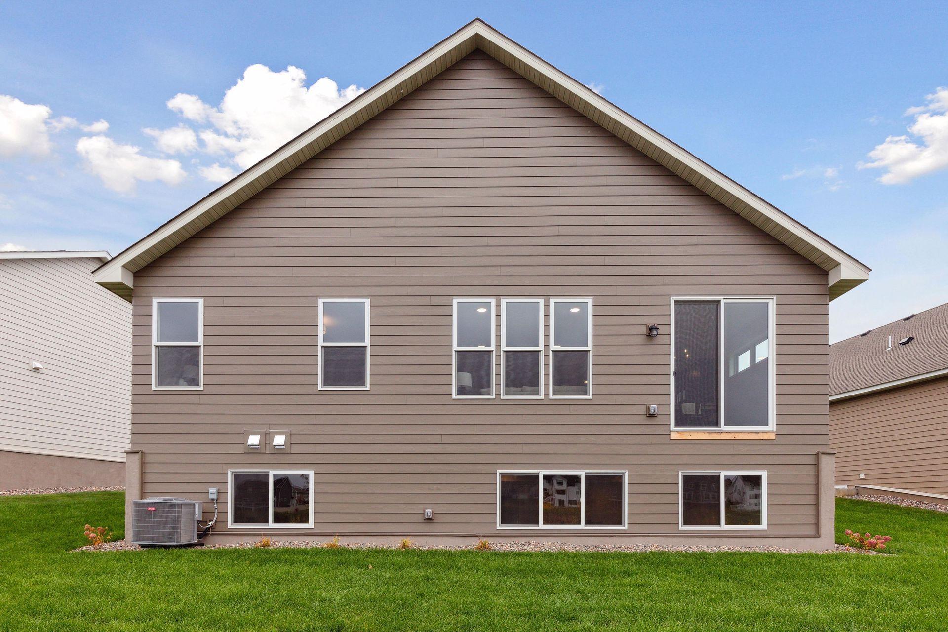 17941 Gresford Lane
