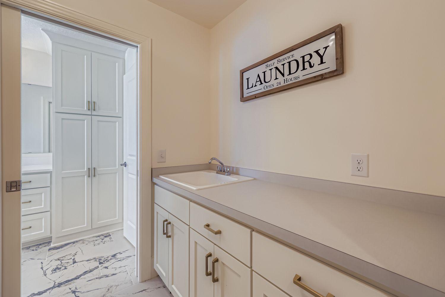 3175 Winfield Way SW