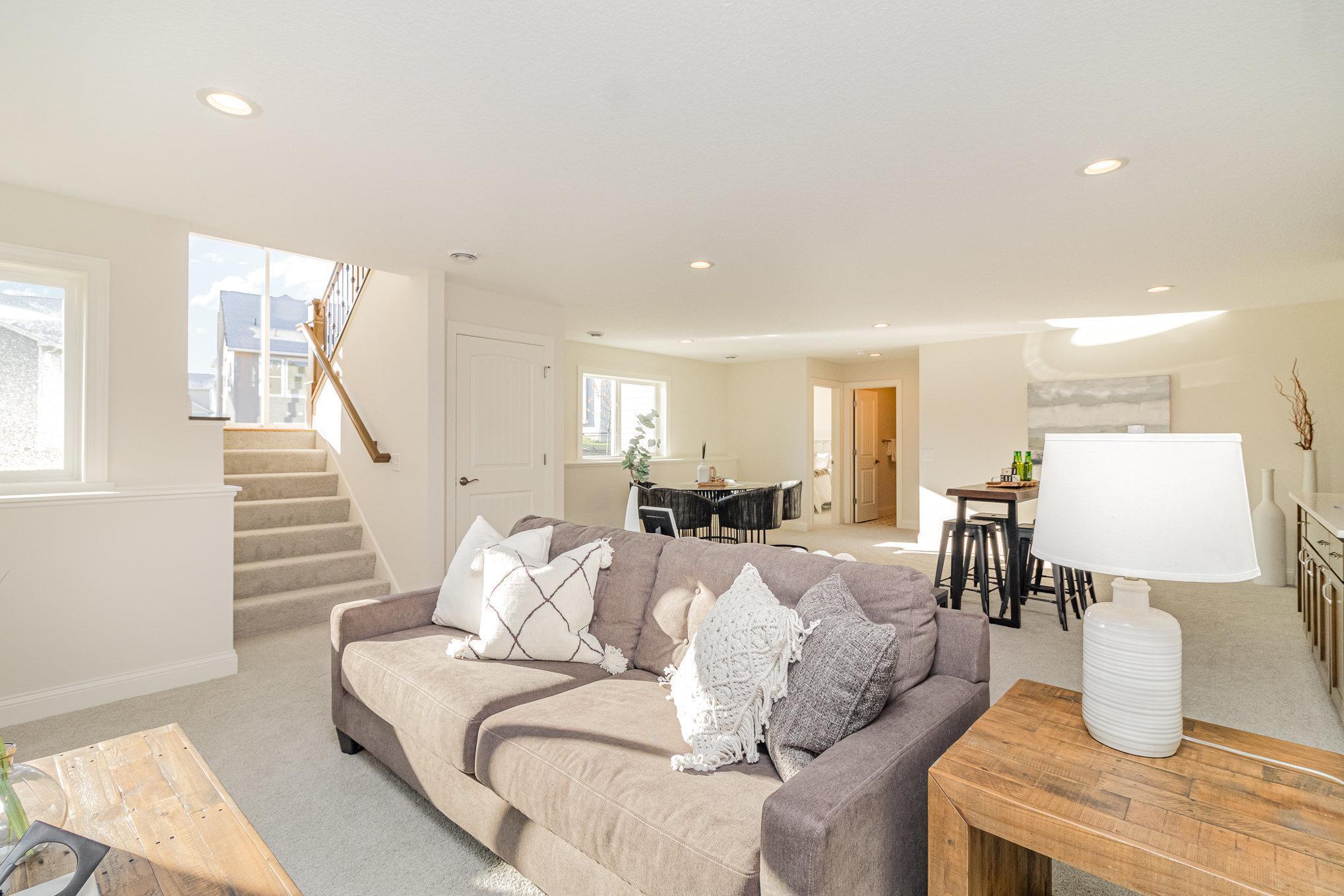 3184 Winfield Way SW