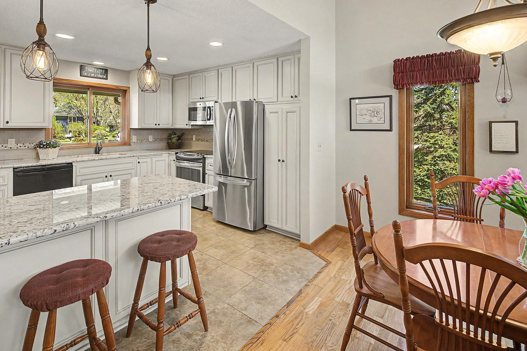 13027 Vernon Avenue