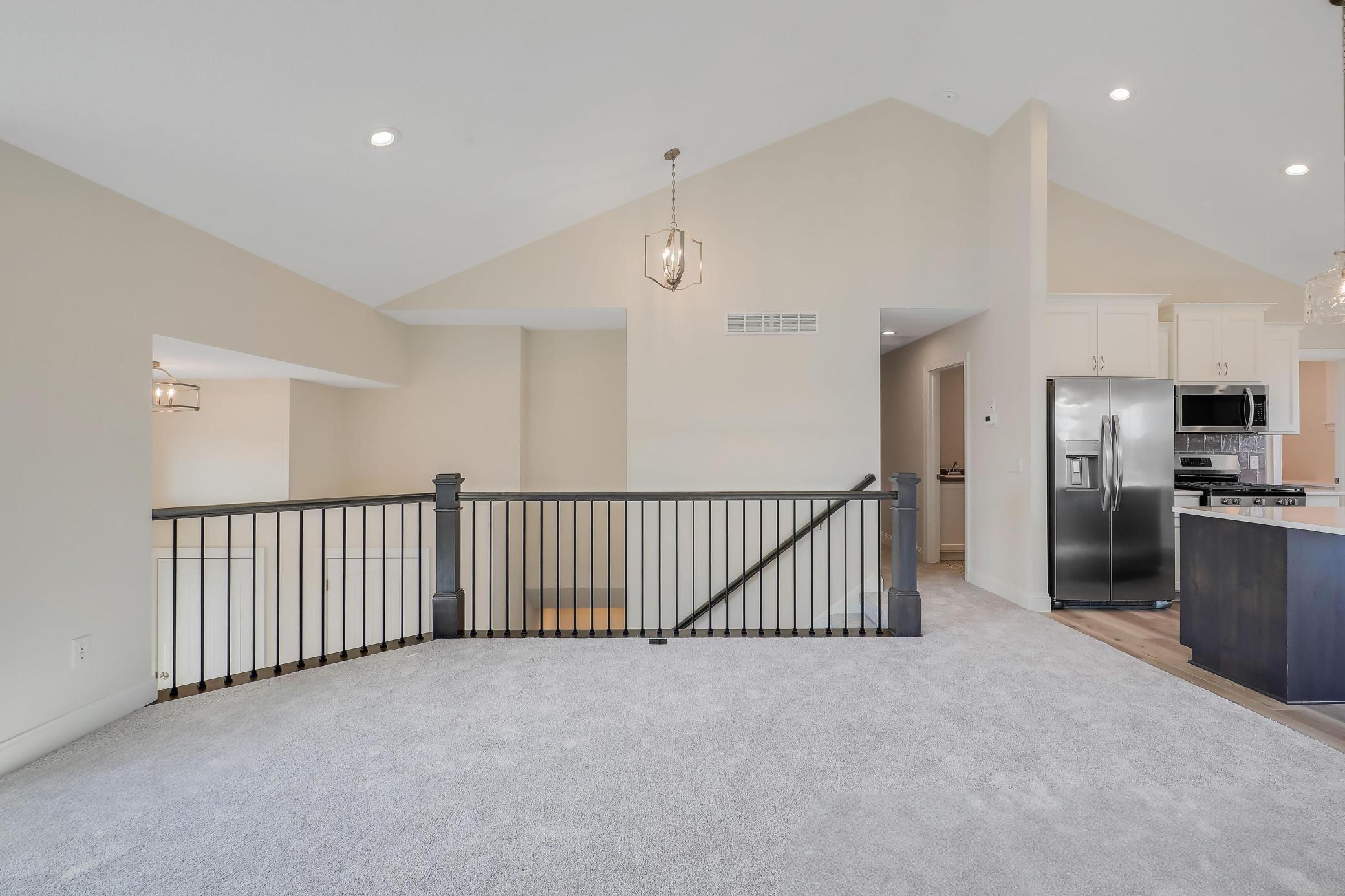 13601 Arrowhead Way
