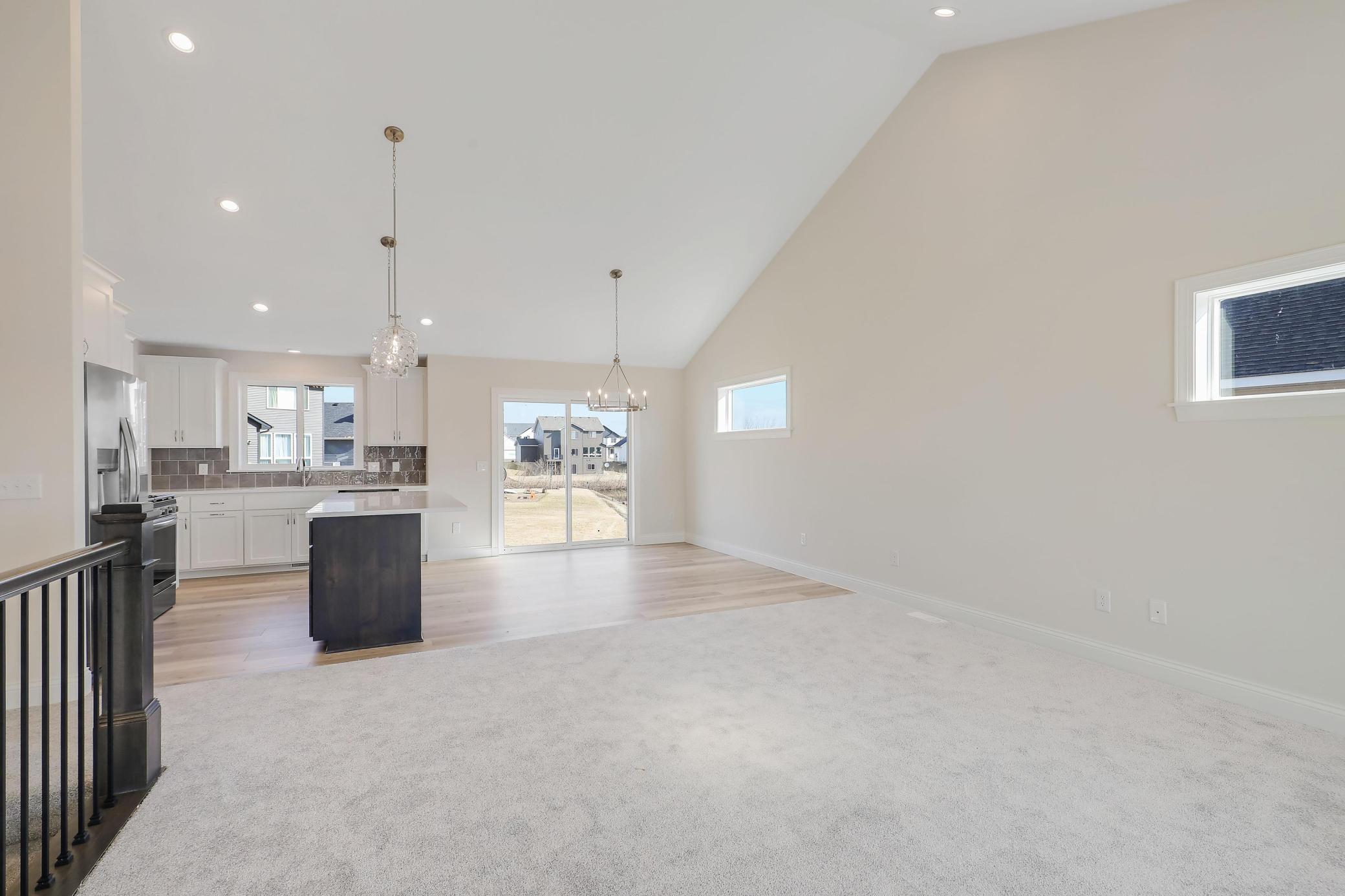 13601 Arrowhead Way