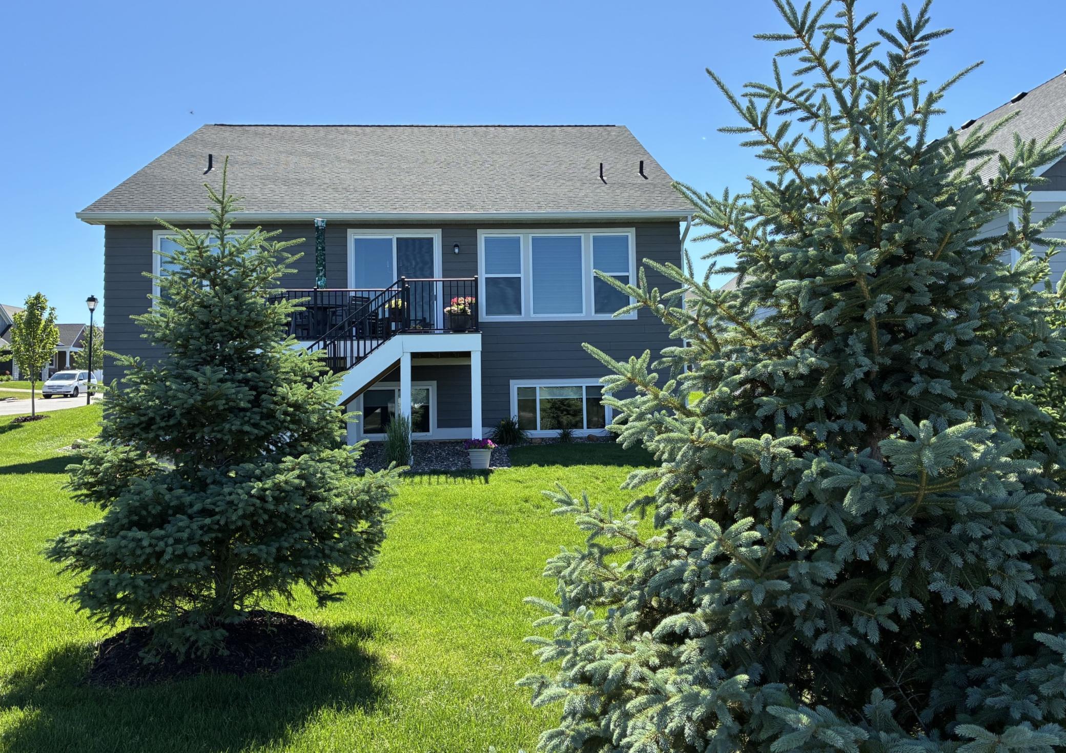 17917 Gresford Lane