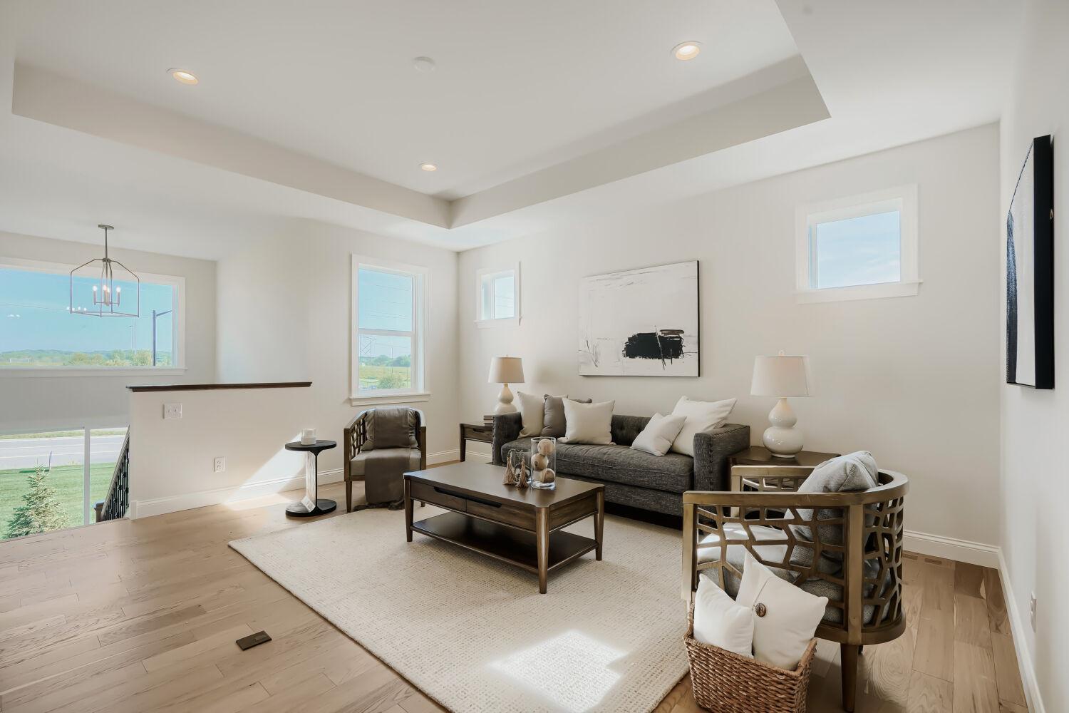 1225 136th Street E