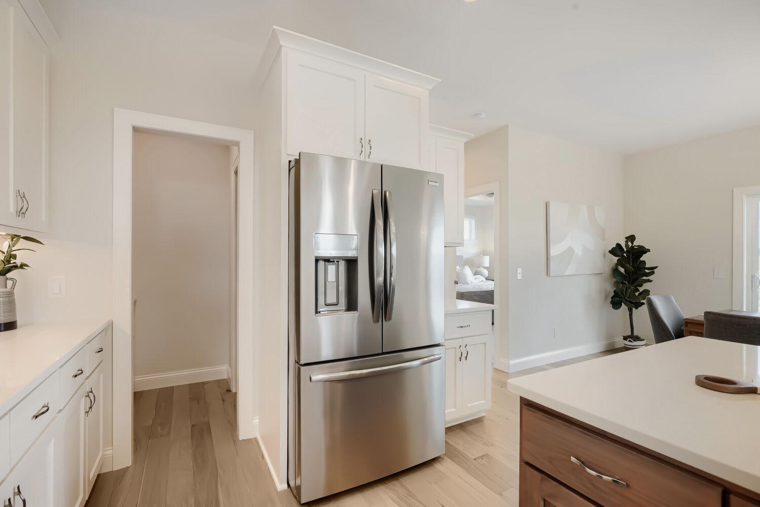 1225 136th Street E