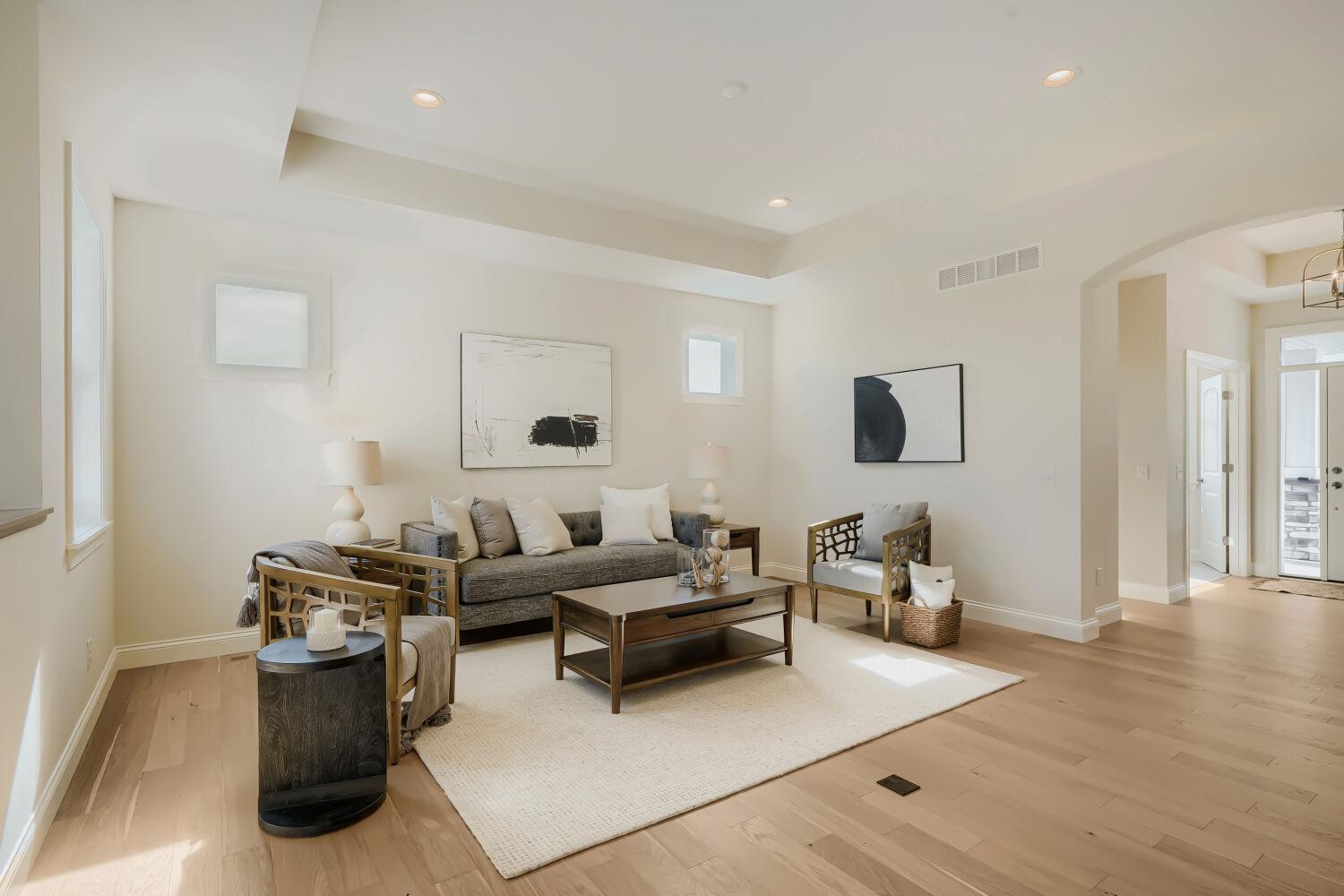 1225 136th Street E