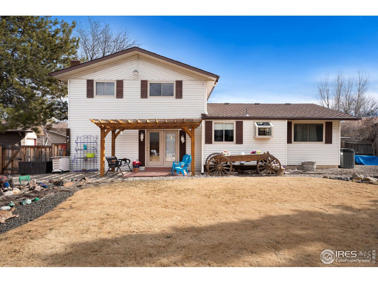 421 Mahonia Pl