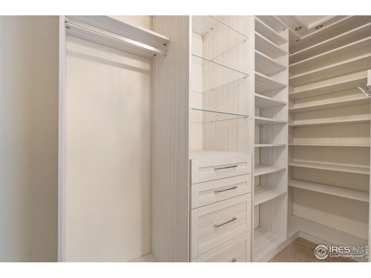 4803 Raven Run