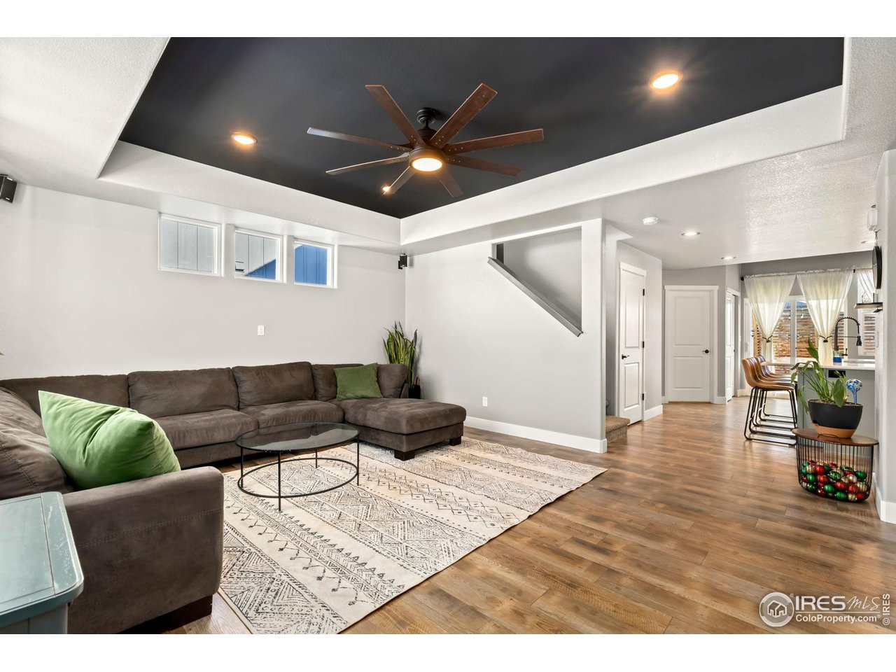 306 SE 4th St