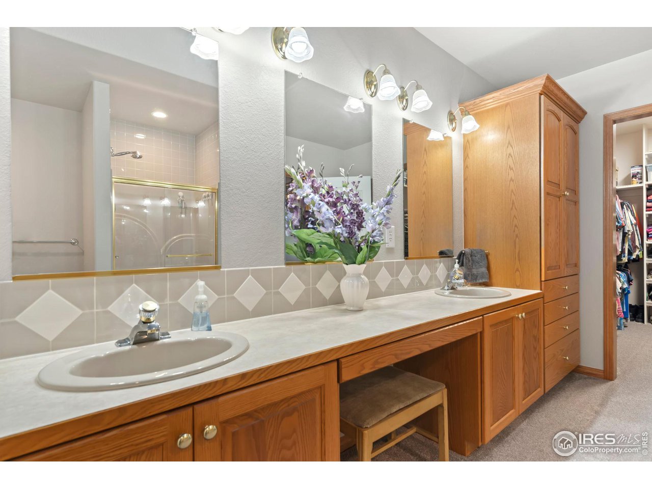 7742 Park Ridge Cir