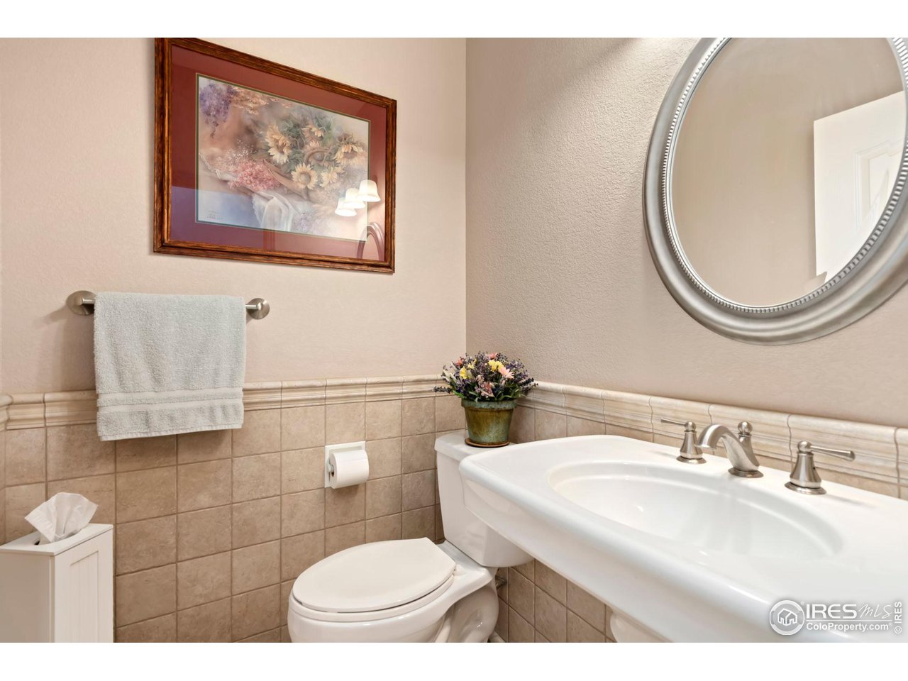 7742 Park Ridge Cir