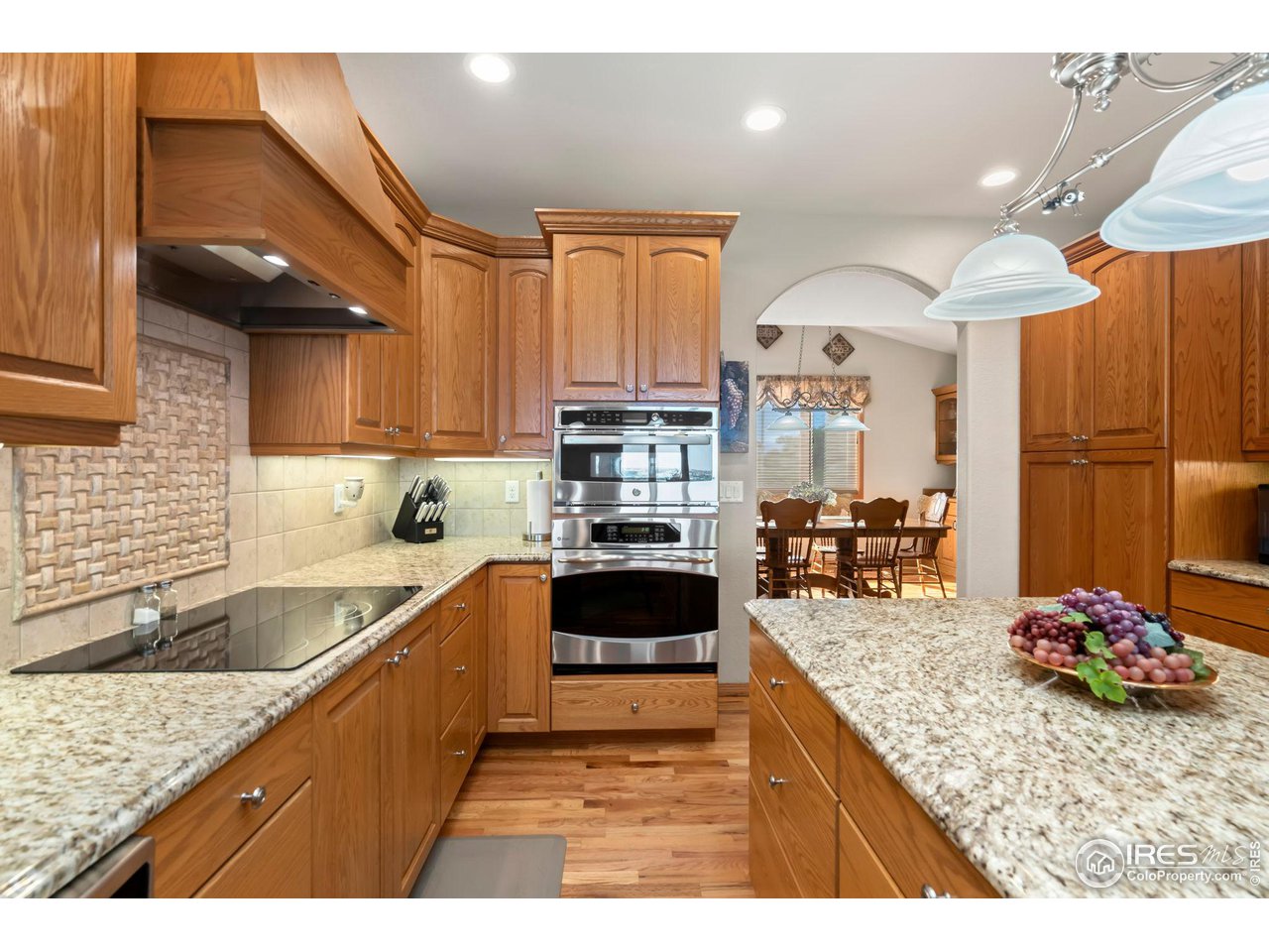 7742 Park Ridge Cir