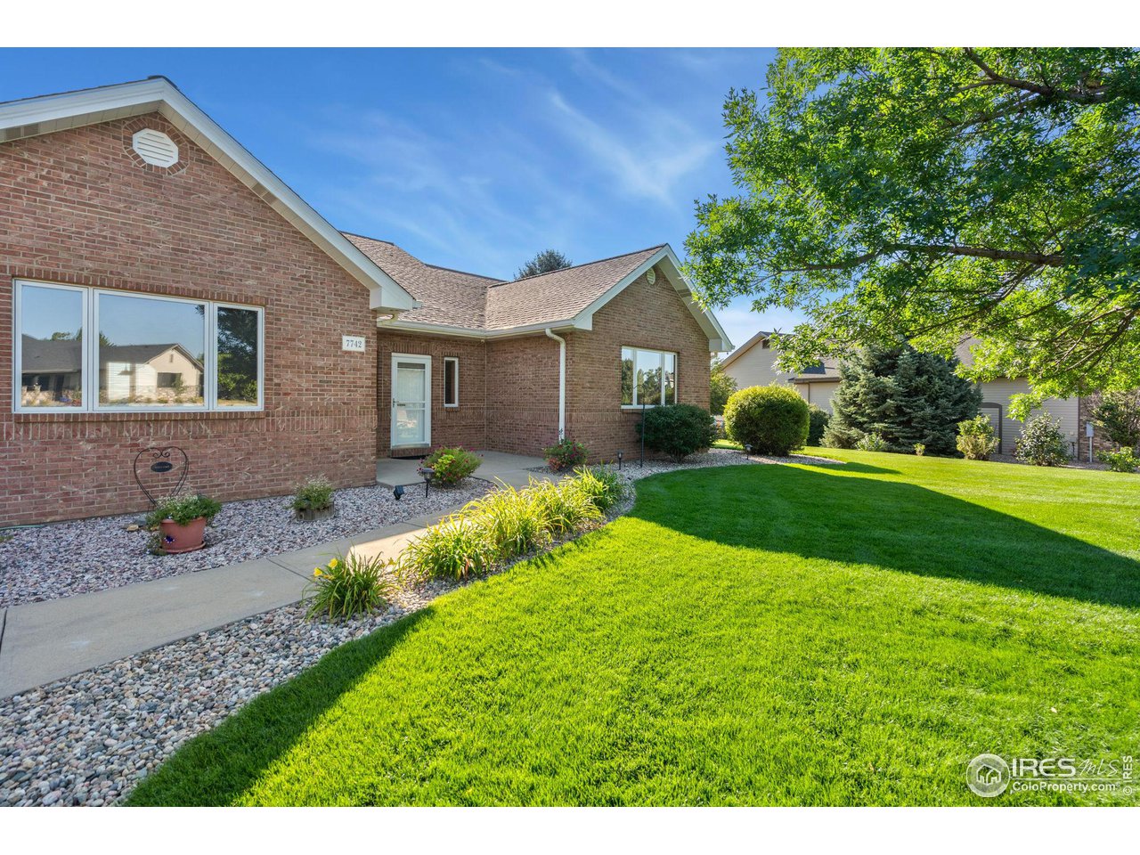 7742 Park Ridge Cir