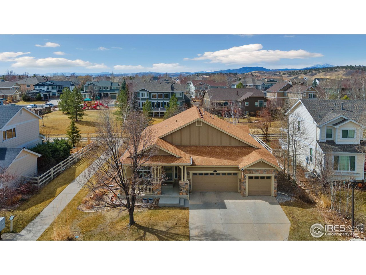 3353 New Castle Dr
