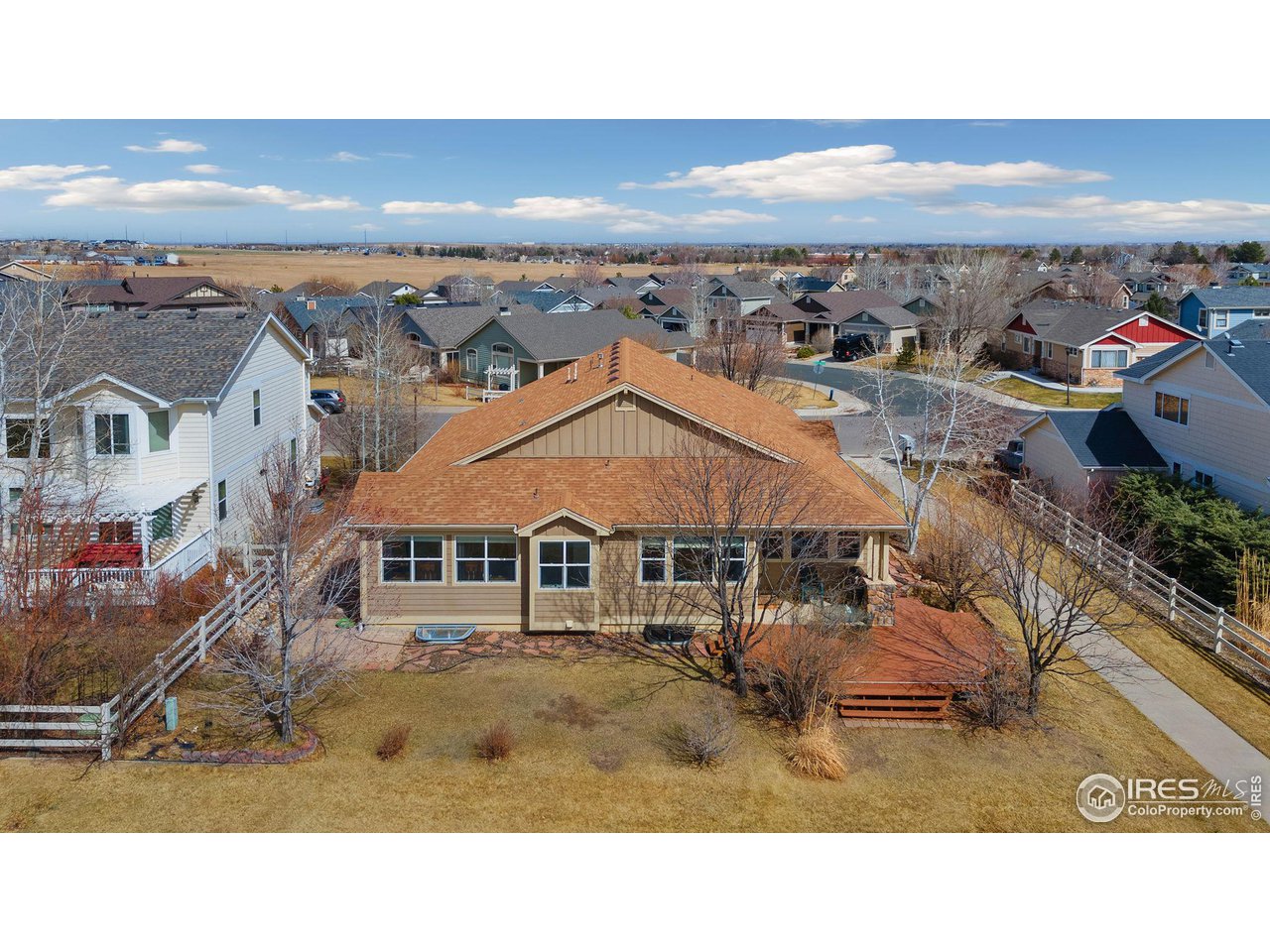 3353 New Castle Dr