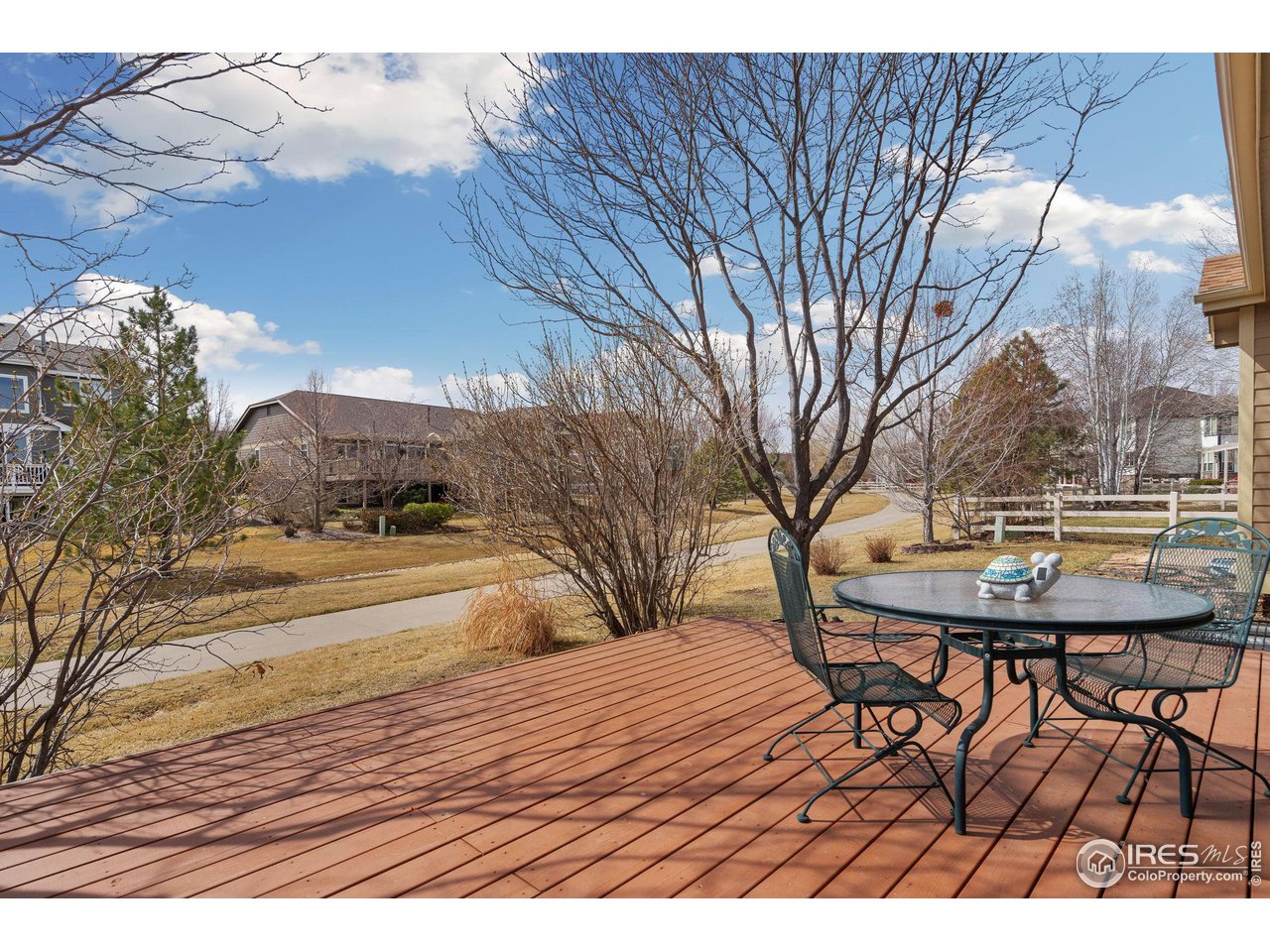 3353 New Castle Dr
