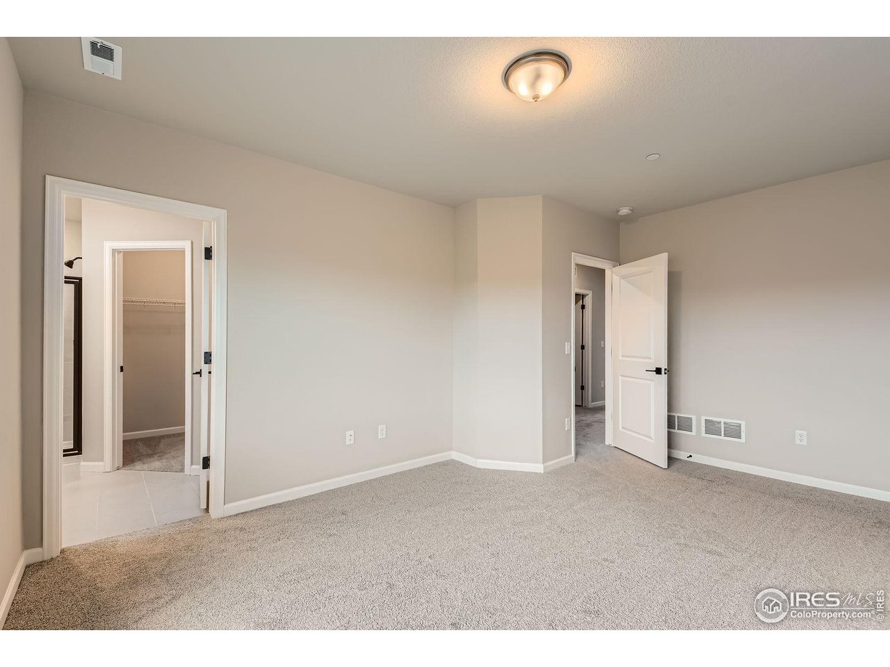 1002 Collamer Dr 2