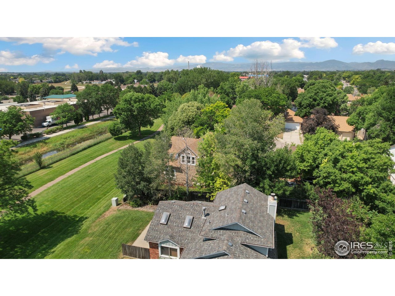 1569 Wellington Ct