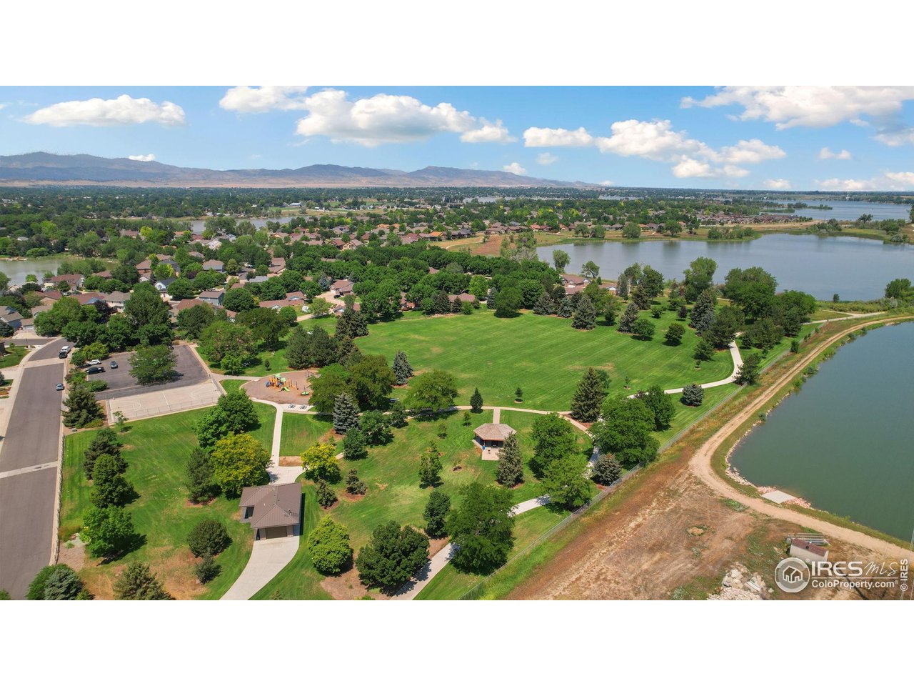 1569 Wellington Ct